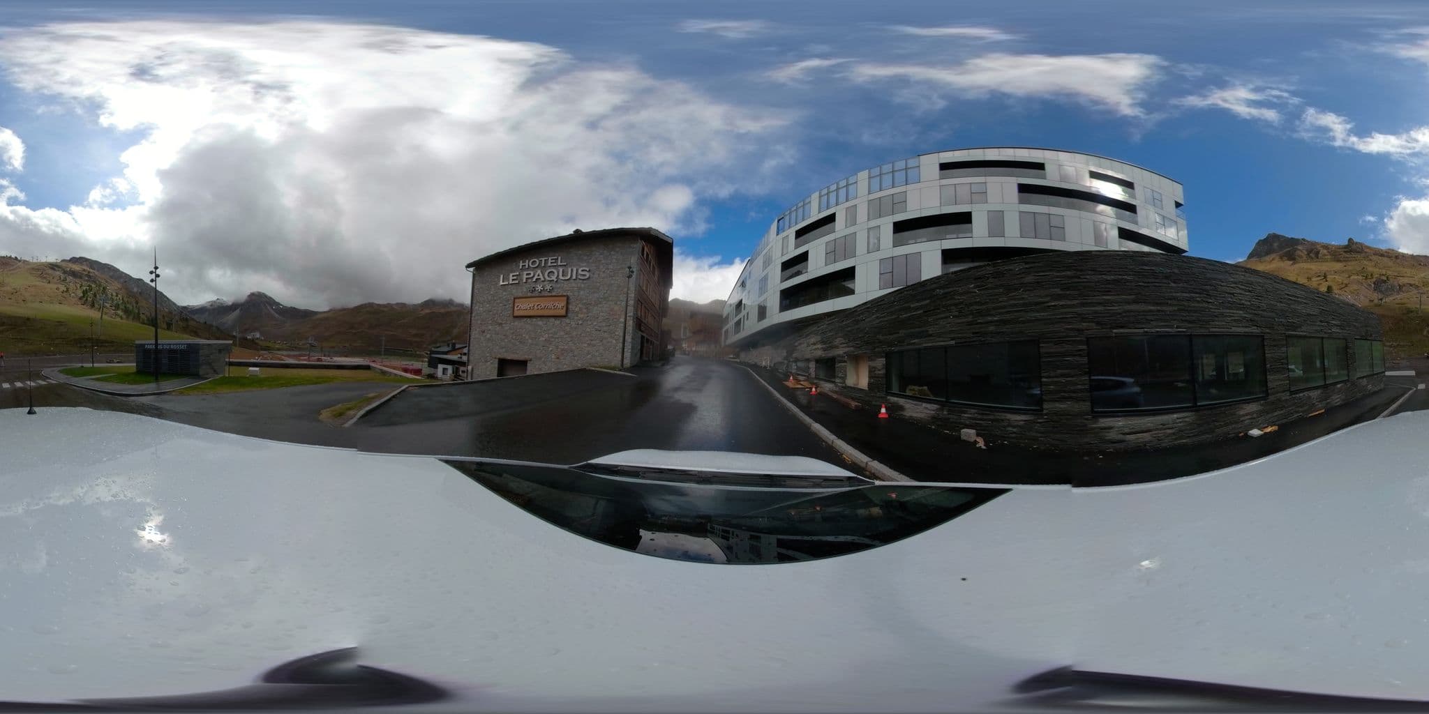 Street view near kamer 16 le paquis, Tignes — © serfim_cit_y (CC BY-SA · Mapillary)