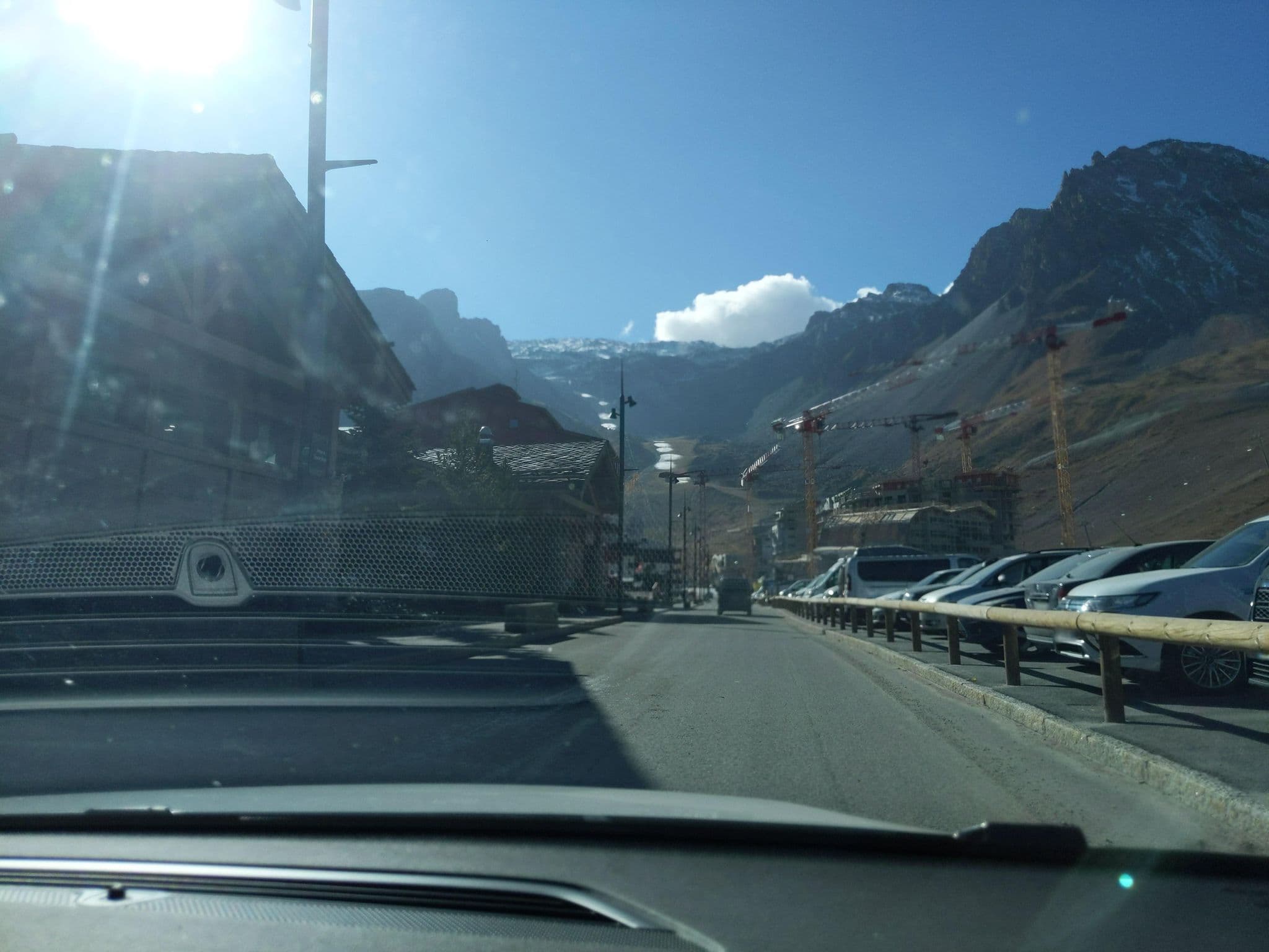 Street view near Appartement 4 personnes pied des pistes et funiculaire, Tignes — © alexmodesto73 (CC BY-SA · Mapillary)