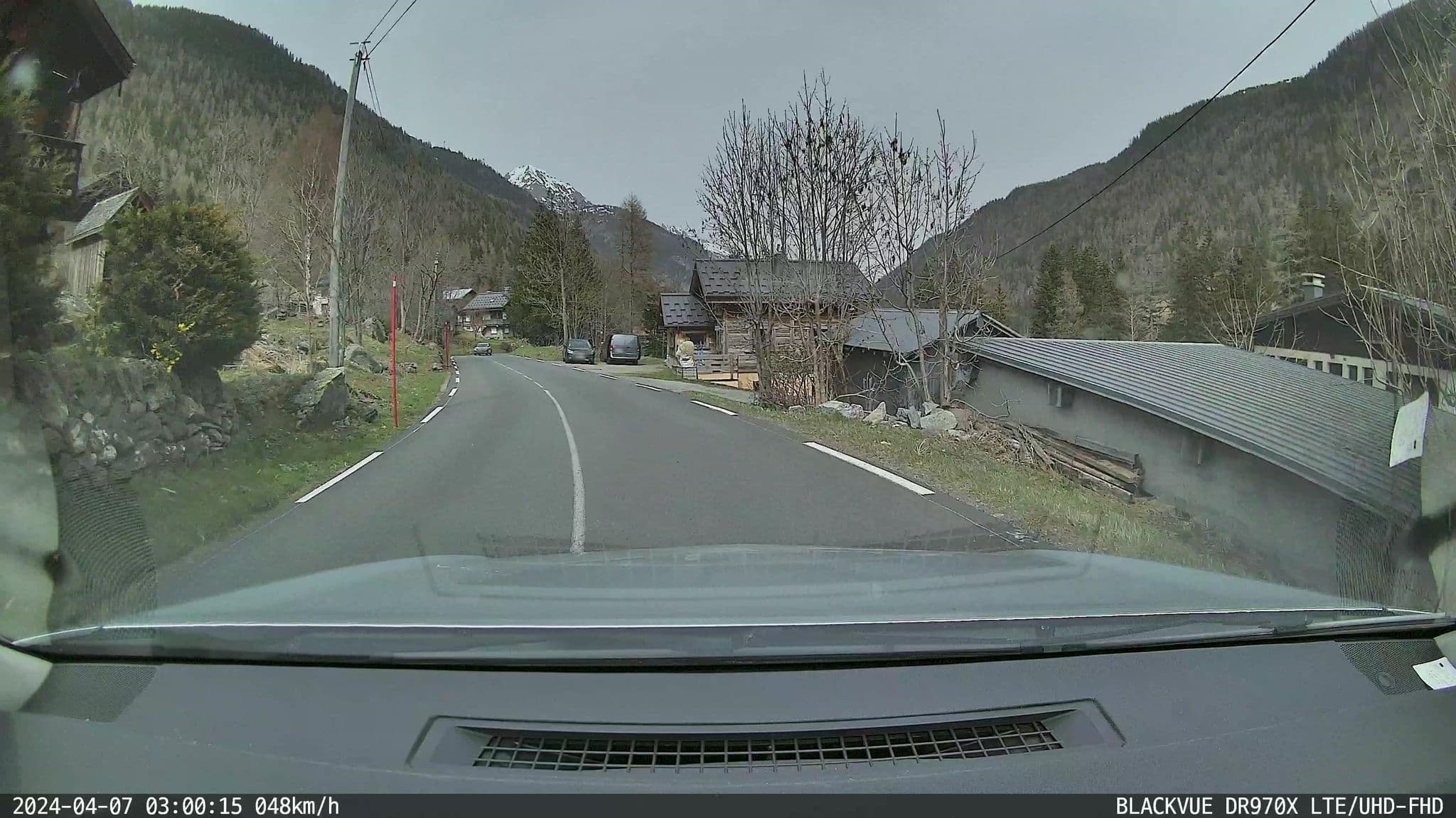 Street view near The Guest House, Chamonix-Mont-Blanc — © ordinatous (CC BY-SA · Mapillary)