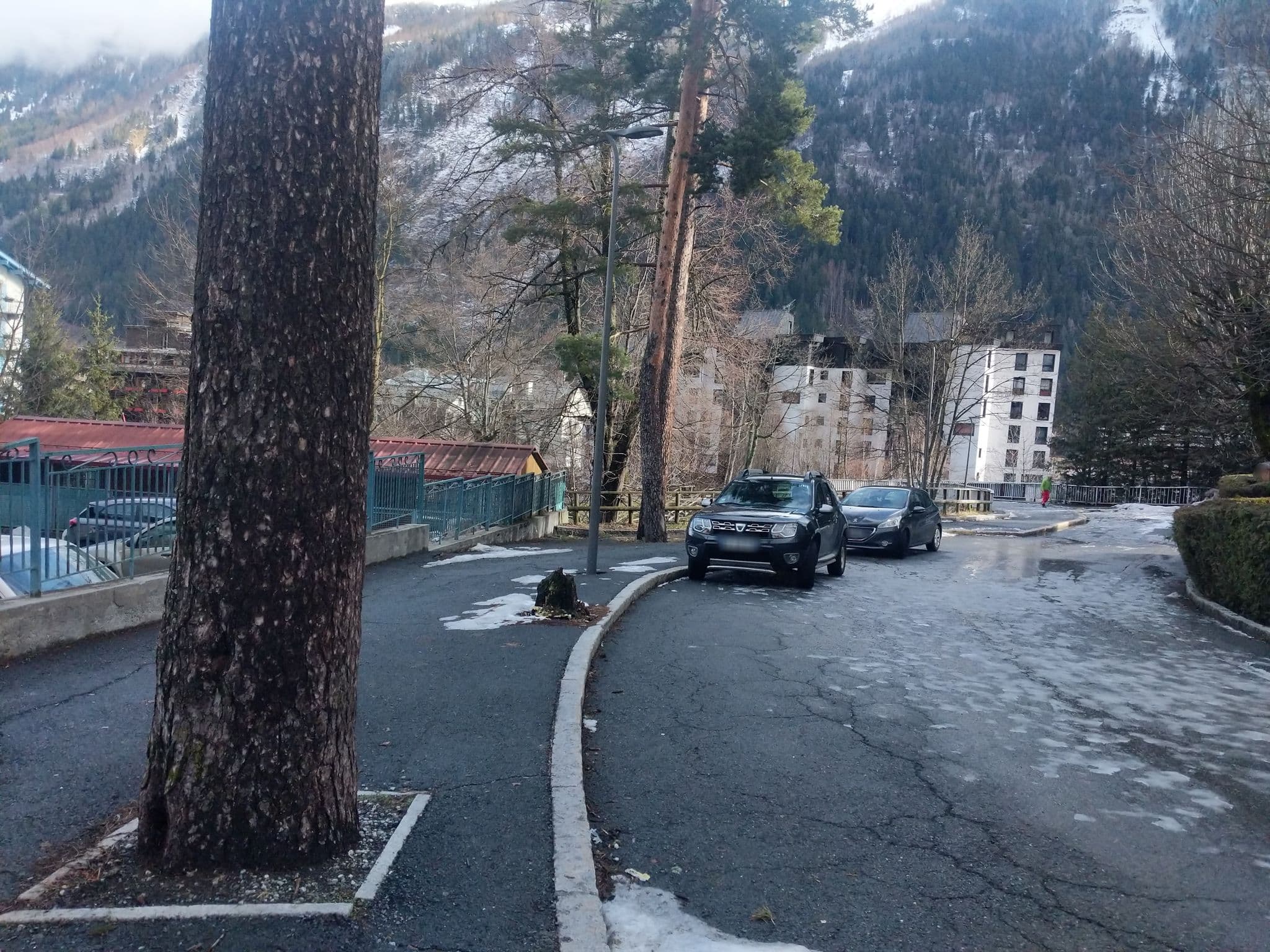 Street view near Apartment le Majestic Chamonix, Chamonix-Mont-Blanc — © chrisbeddow (CC BY-SA · Mapillary)