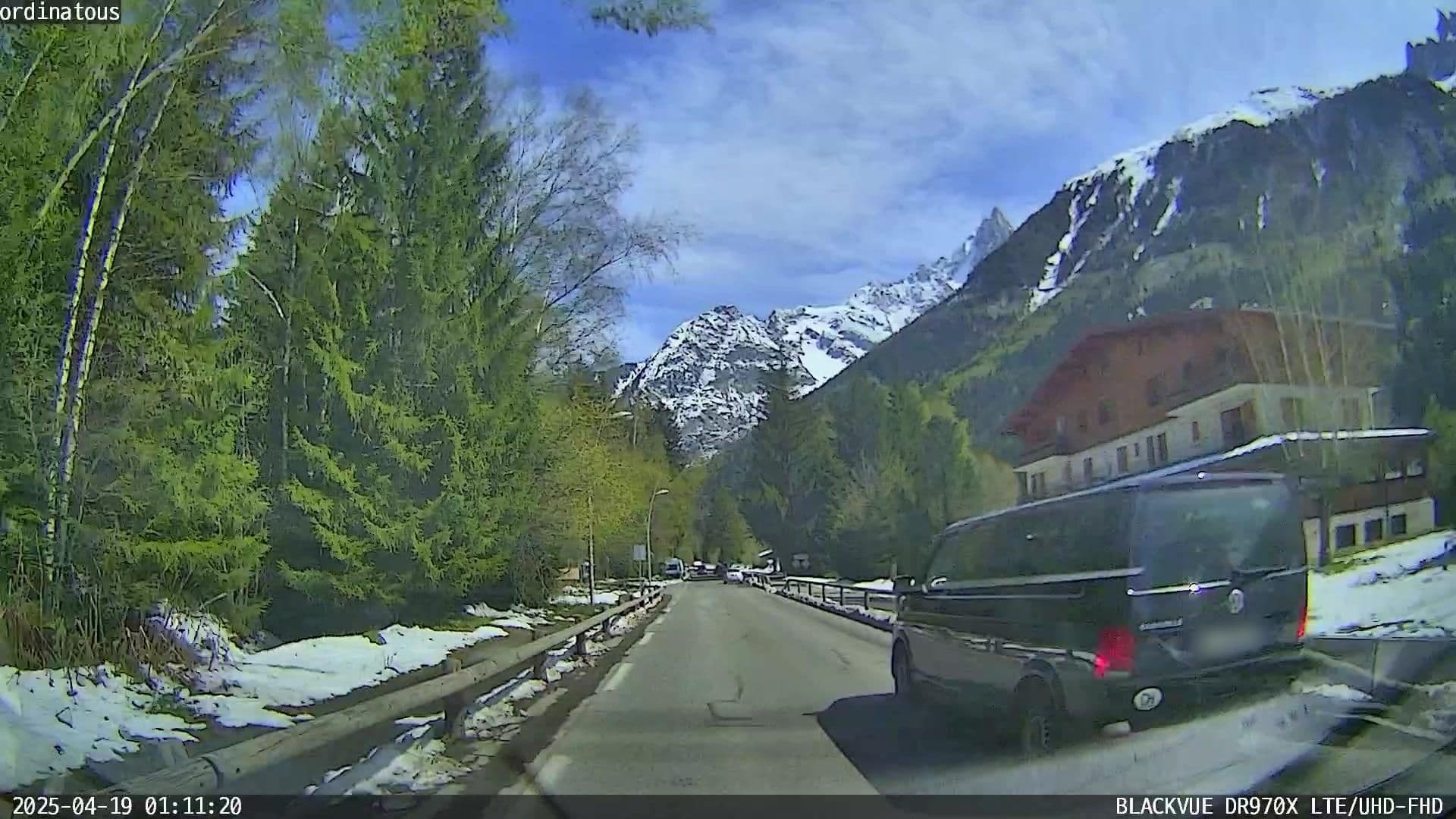 Street view near Mont Blanc Chalet Spa, Chamonix-Mont-Blanc — © ordinatous (CC BY-SA · Mapillary)