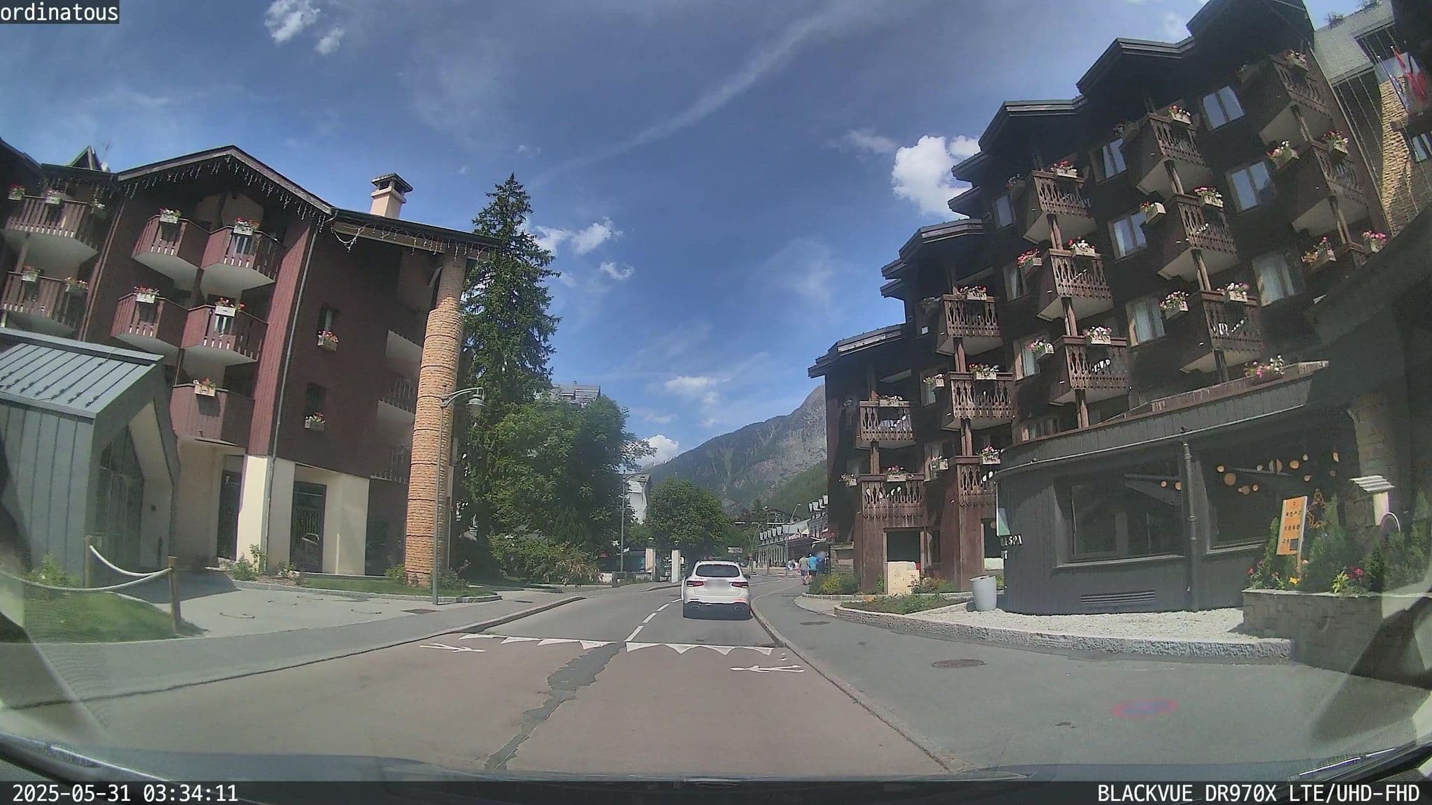 Street view near Mercure Chamonix Centre, Chamonix-Mont-Blanc — © ordinatous (CC BY-SA · Mapillary)