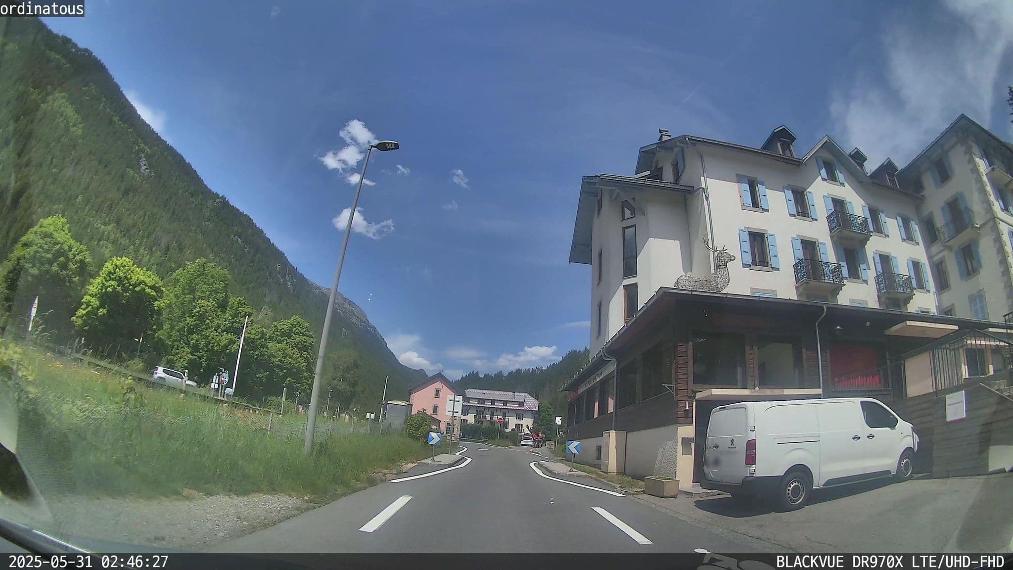Street view near Village Vacances la Forêt des Tines, Chamonix-Mont-Blanc — © ordinatous (CC BY-SA · Mapillary)