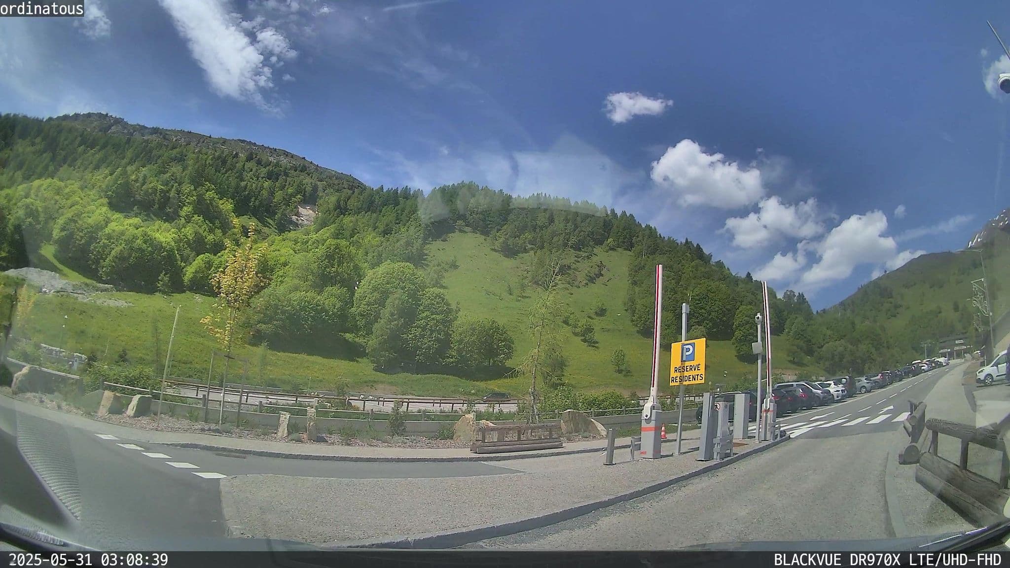 Street view near Residence Ciel & Logis, Chamonix-Mont-Blanc — © ordinatous (CC BY-SA · Mapillary)
