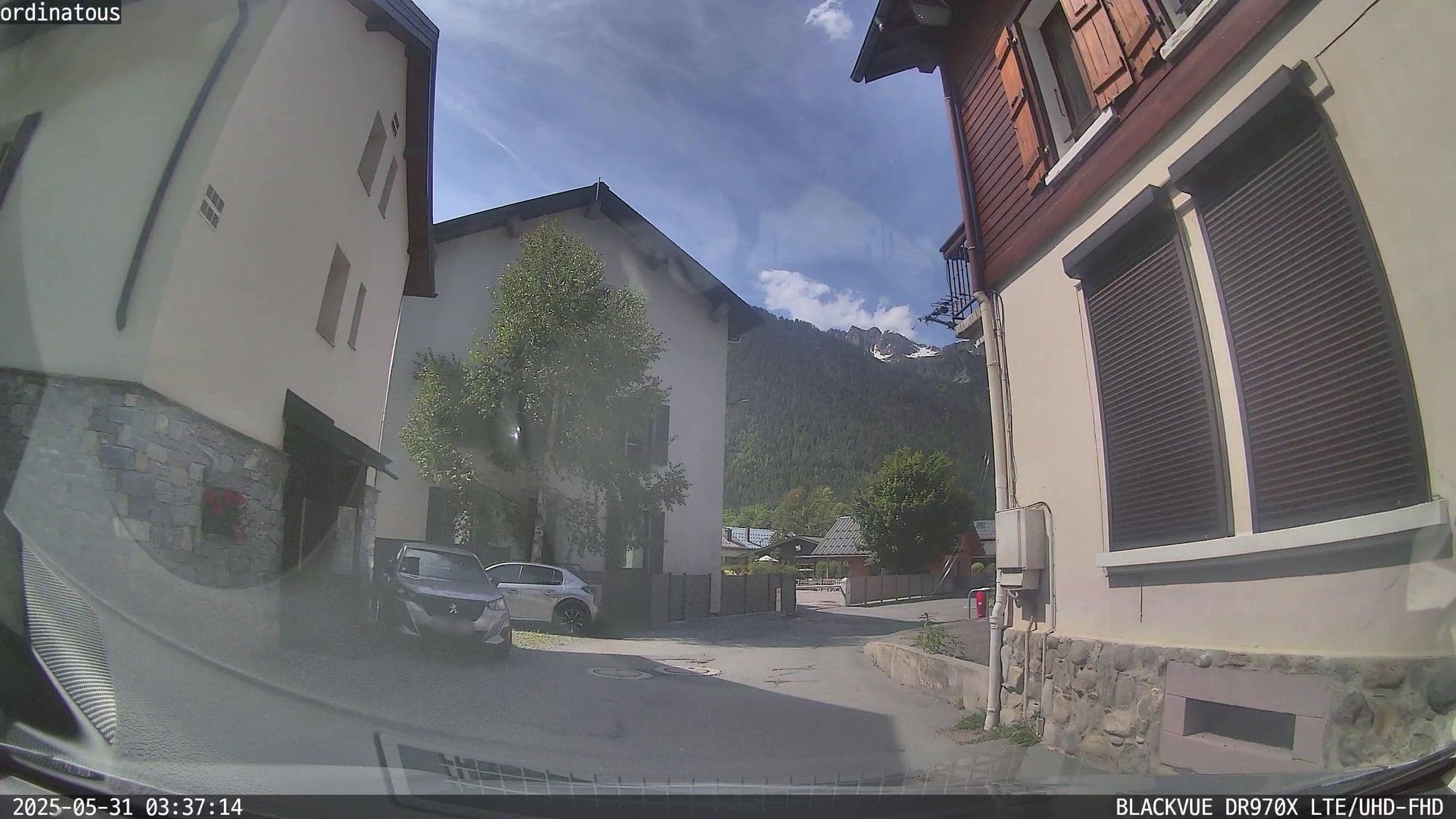Street view near Résidence les Chamois, Chamonix-Mont-Blanc — © ordinatous (CC BY-SA · Mapillary)