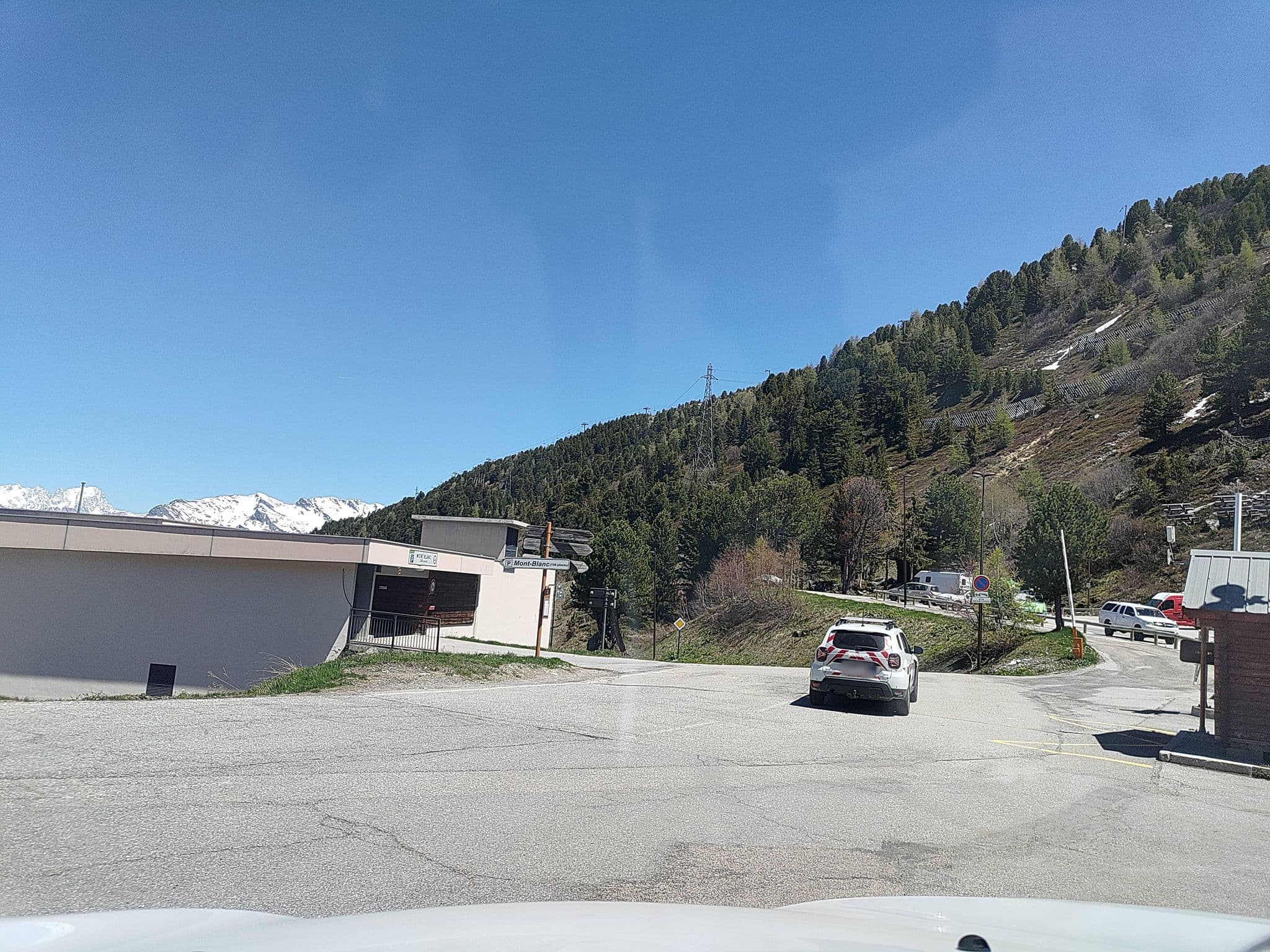 Street view near Belambra Clubs, Séez — © MatthieuF4FNE (CC BY-SA · Mapillary)
