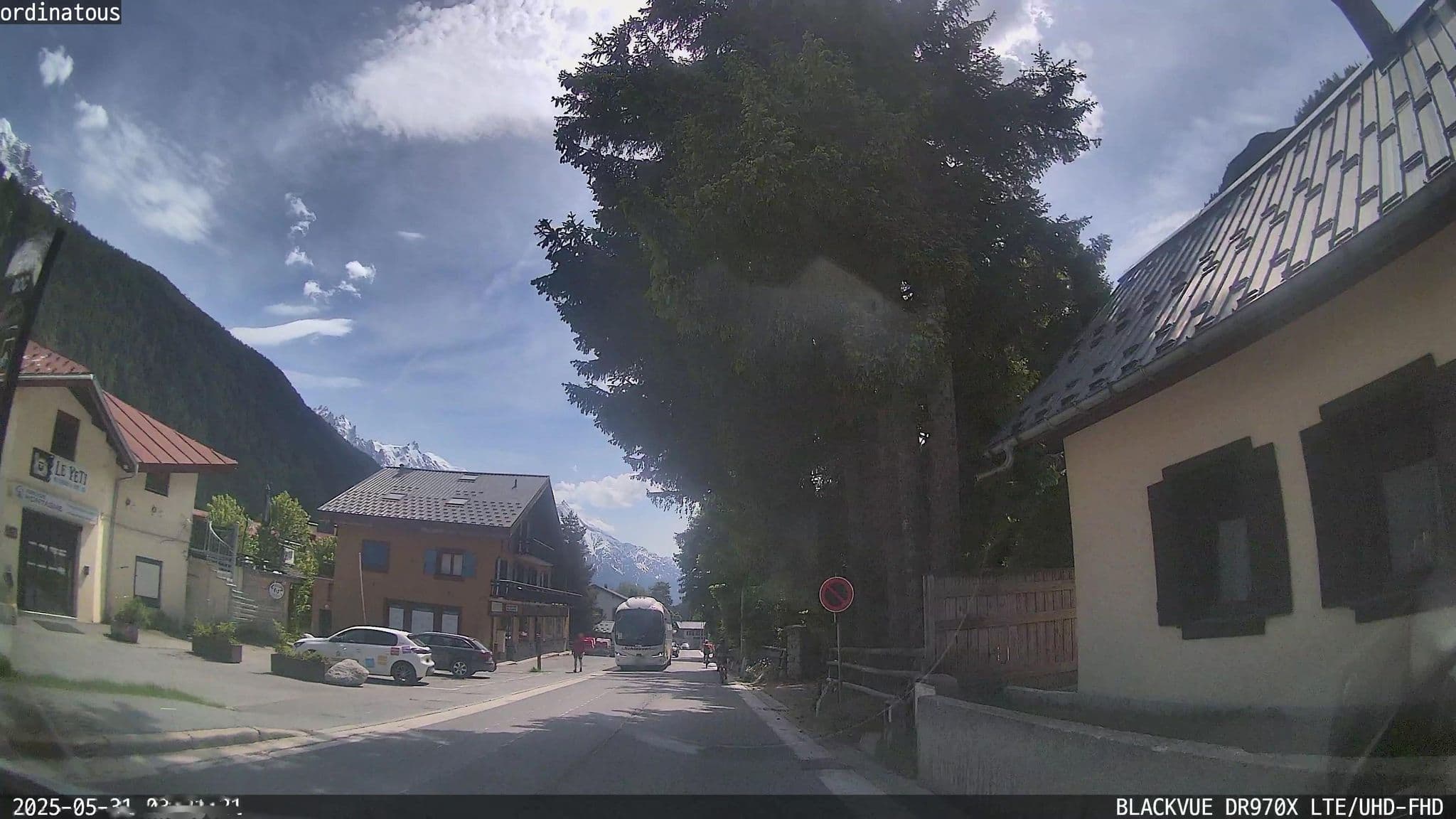 Street view near Appartement Melée Demi Ligne, Chamonix-Mont-Blanc — © ordinatous (CC BY-SA · Mapillary)