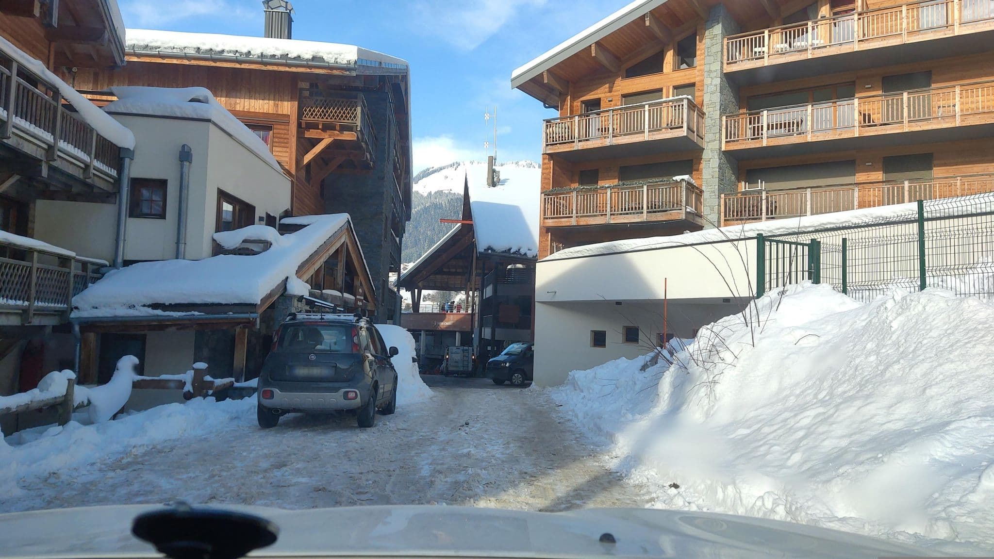 Street view near Duplex 52A, Châtel — © MatthieuF4FNE (CC BY-SA · Mapillary)