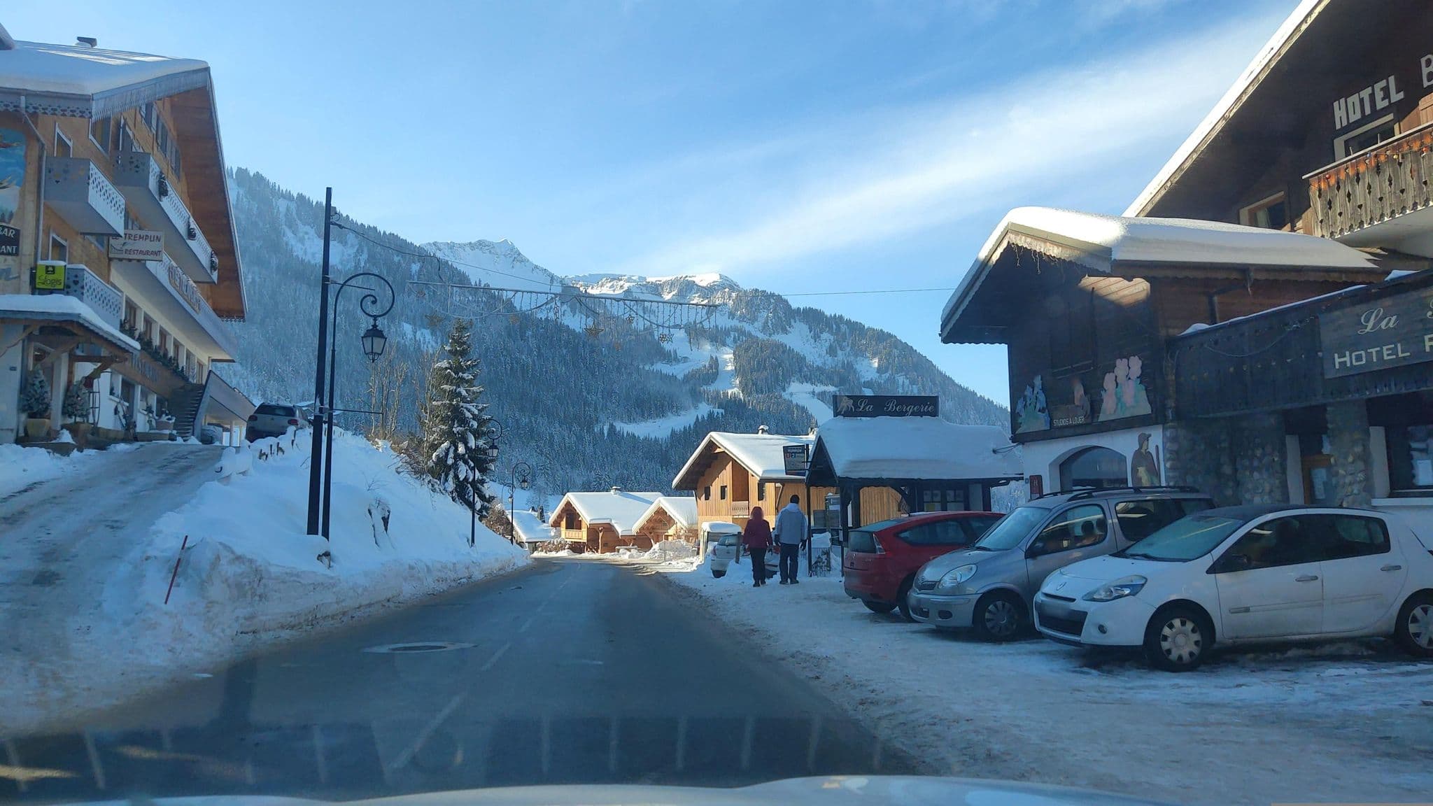 Street view near Hôtel ** La Bergerie, Châtel — © MatthieuF4FNE (CC BY-SA · Mapillary)