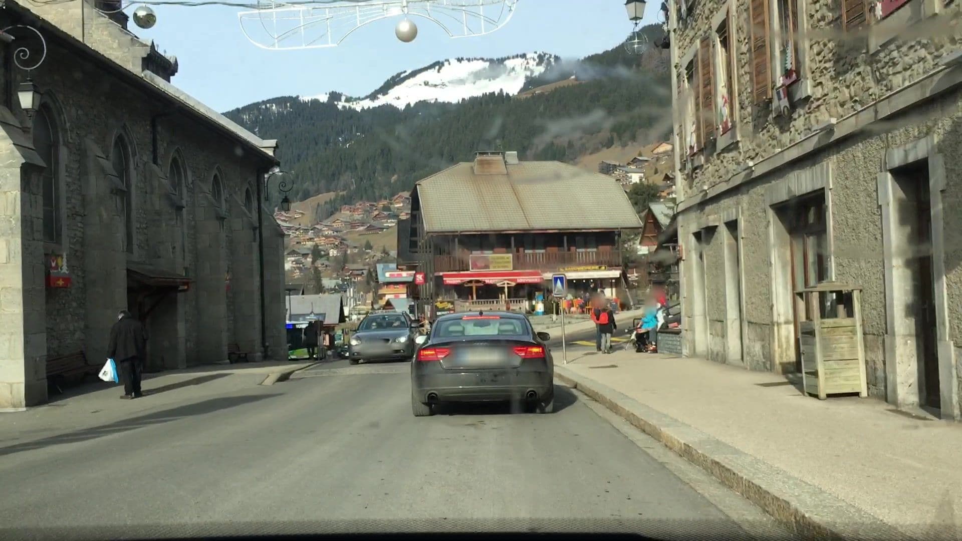 Street view near Appartements Chatel Linga, Châtel — © lvl5 (CC BY-SA · Mapillary)