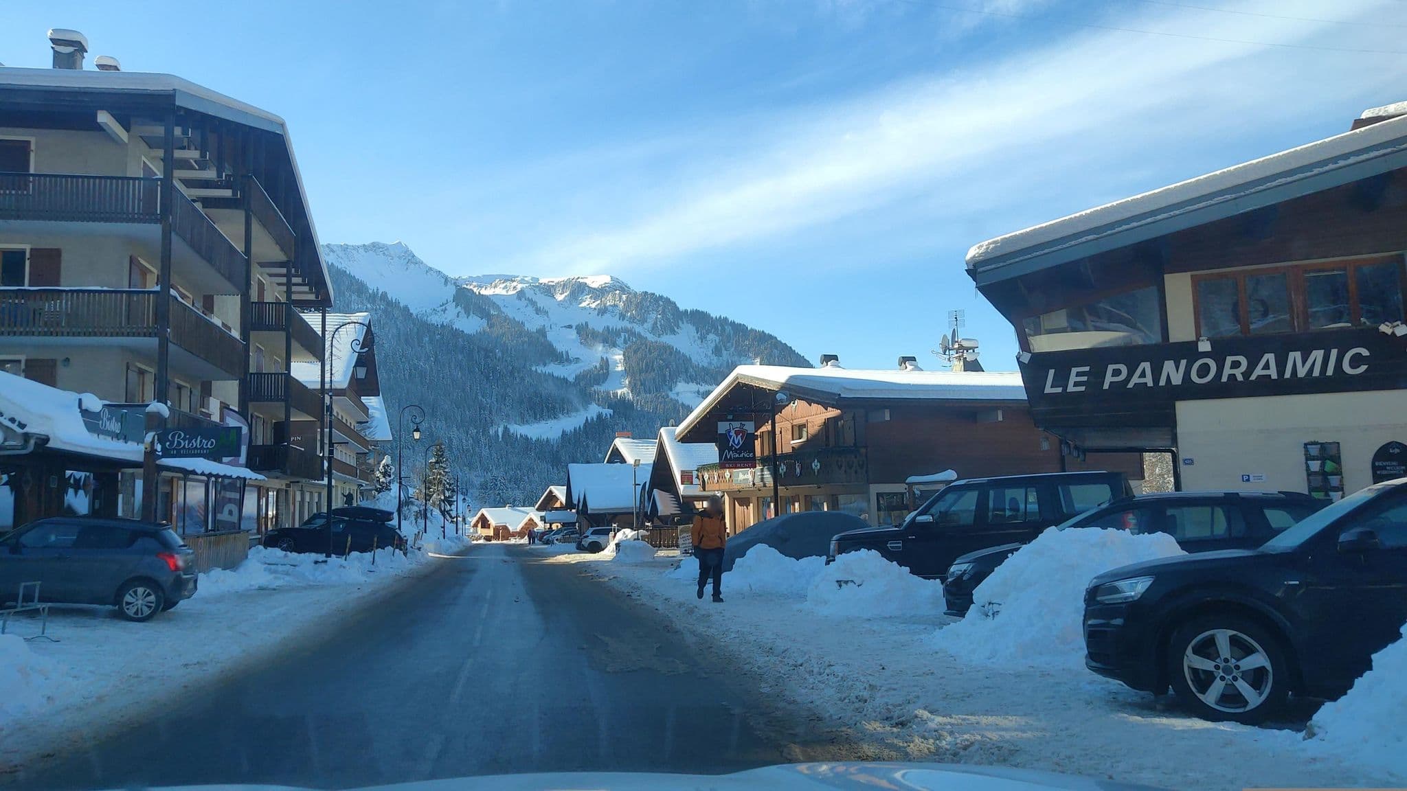 Street view near Chambre d'hôte l'Etringa, Châtel — © MatthieuF4FNE (CC BY-SA · Mapillary)