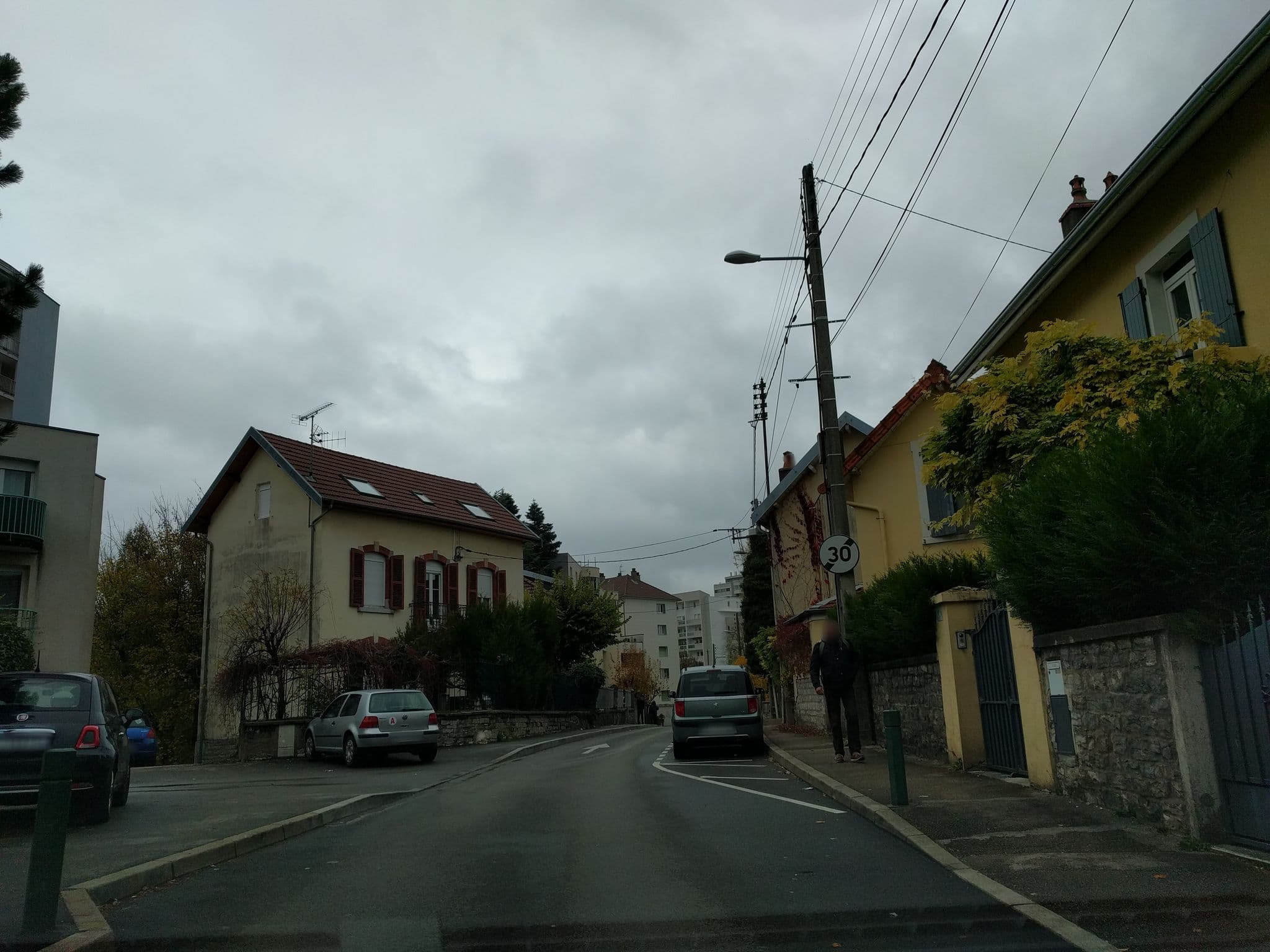 Street view near Chambre d'Hôtes la Villa Molina, Besançon — © mappy_sa (CC BY-SA · Mapillary)