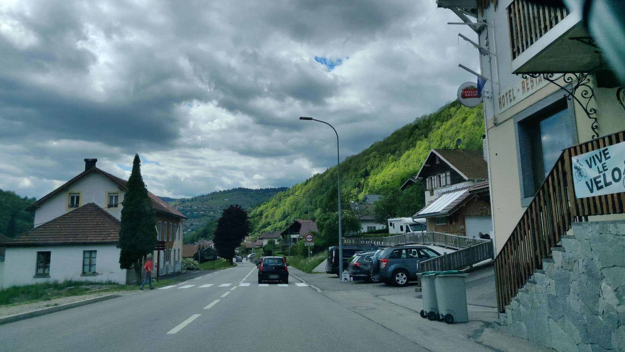 Street view near Fietsen in de Vogezen, La Bresse — © djeremy (CC BY-SA · Mapillary)