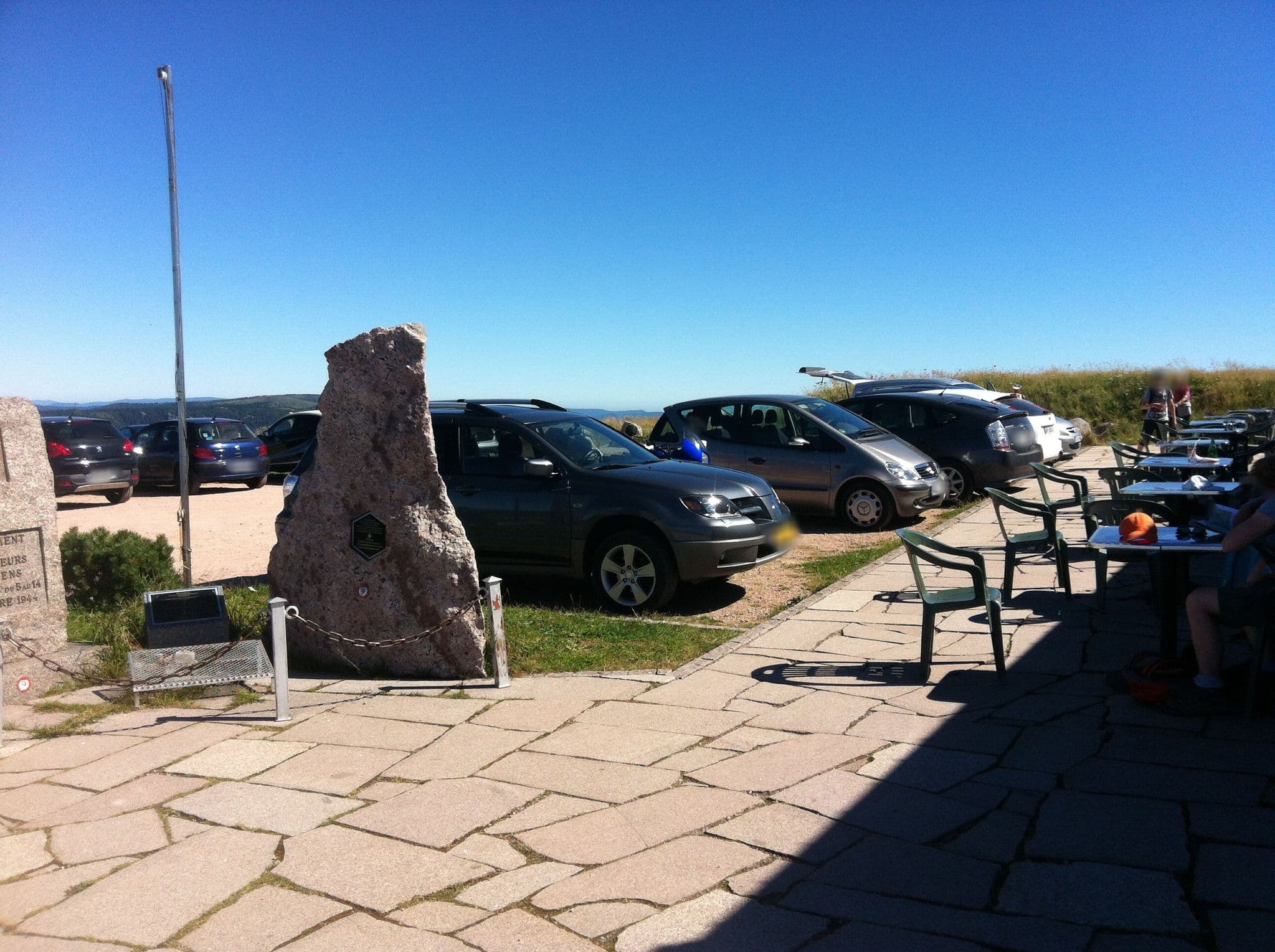 Street view near Hôtel restaurant Sommet du Hohneck, Metzeral — © raymond (CC BY-SA · Mapillary)