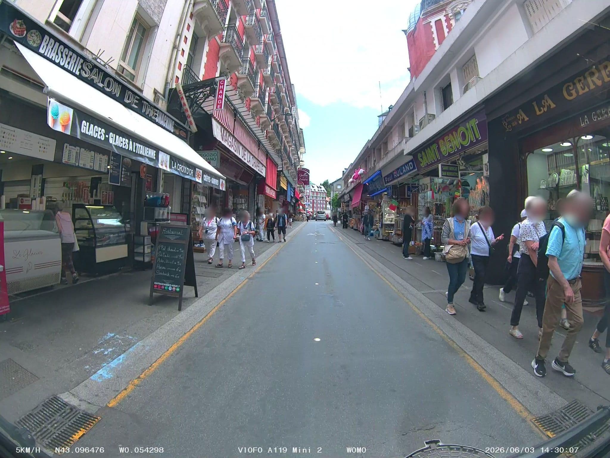 Street view near Hôtel Moderne, Lourdes