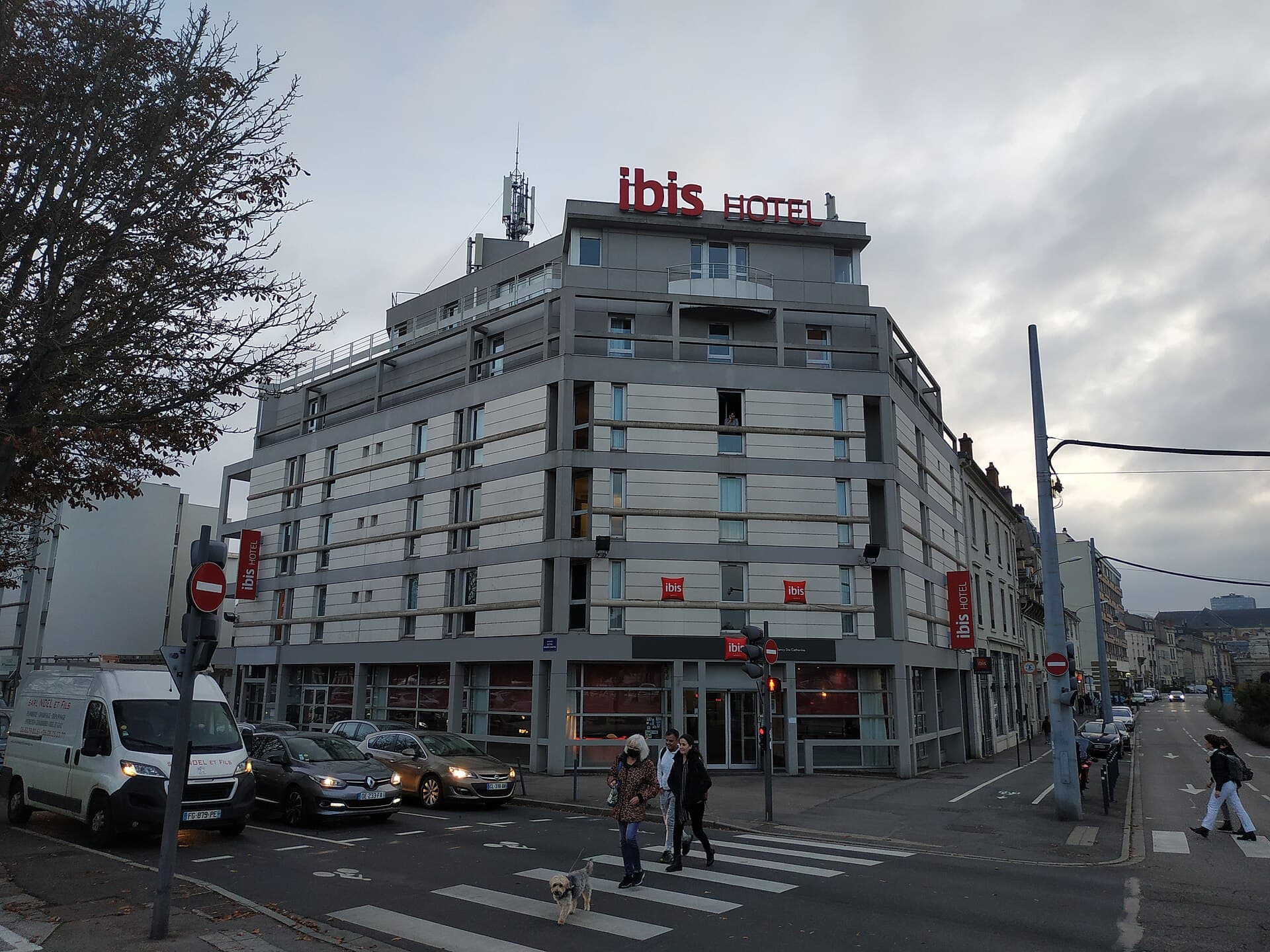 ibis Nancy Sainte Catherine (via Wikimedia Commons, CC BY-SA 3.0)