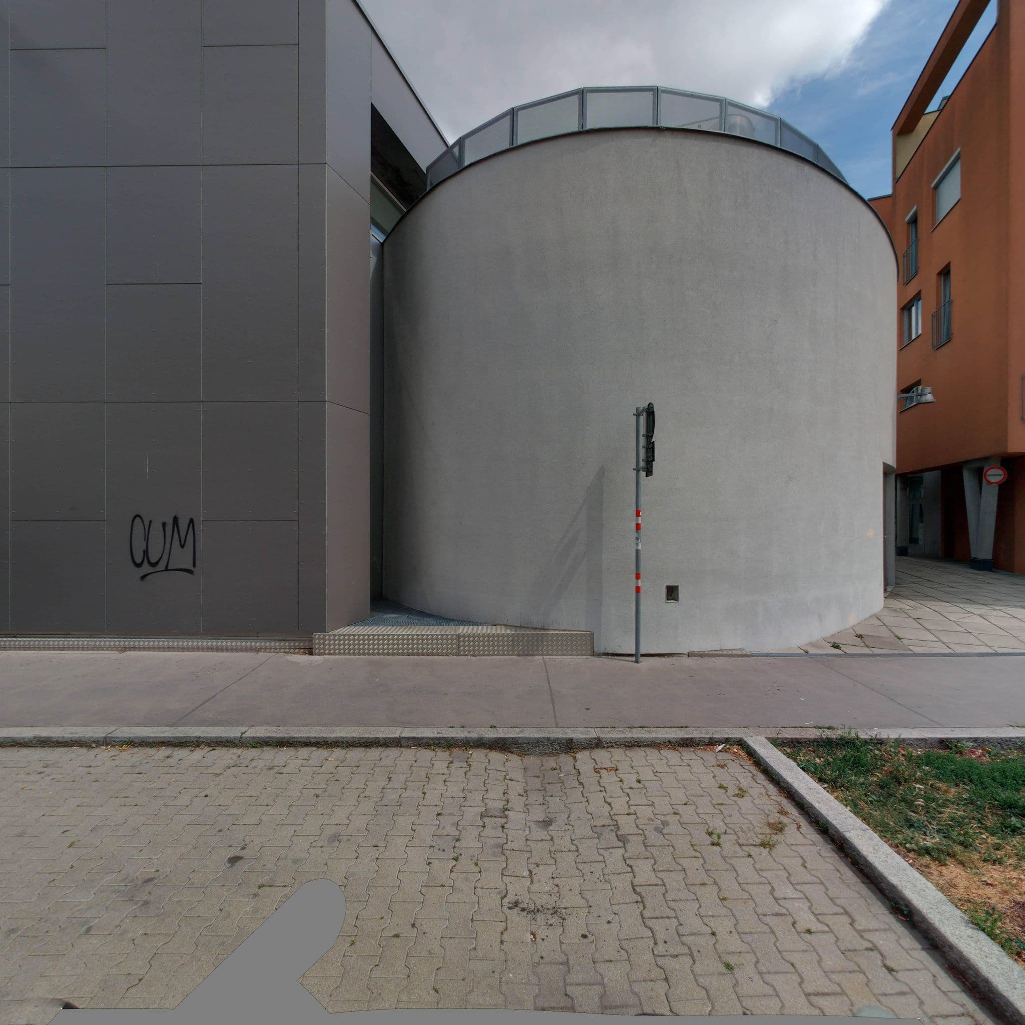 Street view near Kyriad Vienna Altmannsdorf, Meidling — © eliasgander (CC BY-SA · Mapillary)