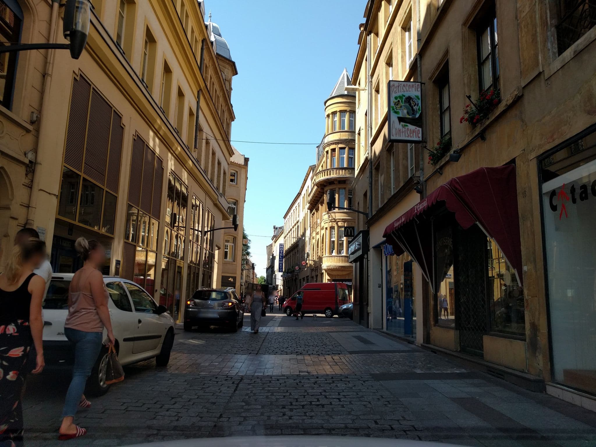 Street view near Grand Appartement Vue Cathédrale, Metz — © mappy_sa (CC BY-SA · Mapillary)