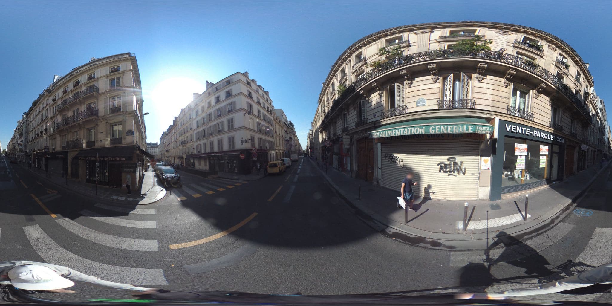 Street view near Le Grey Hôtel, Paris 17 Batignolles-Monceau — © geovelo (CC BY-SA · Mapillary)