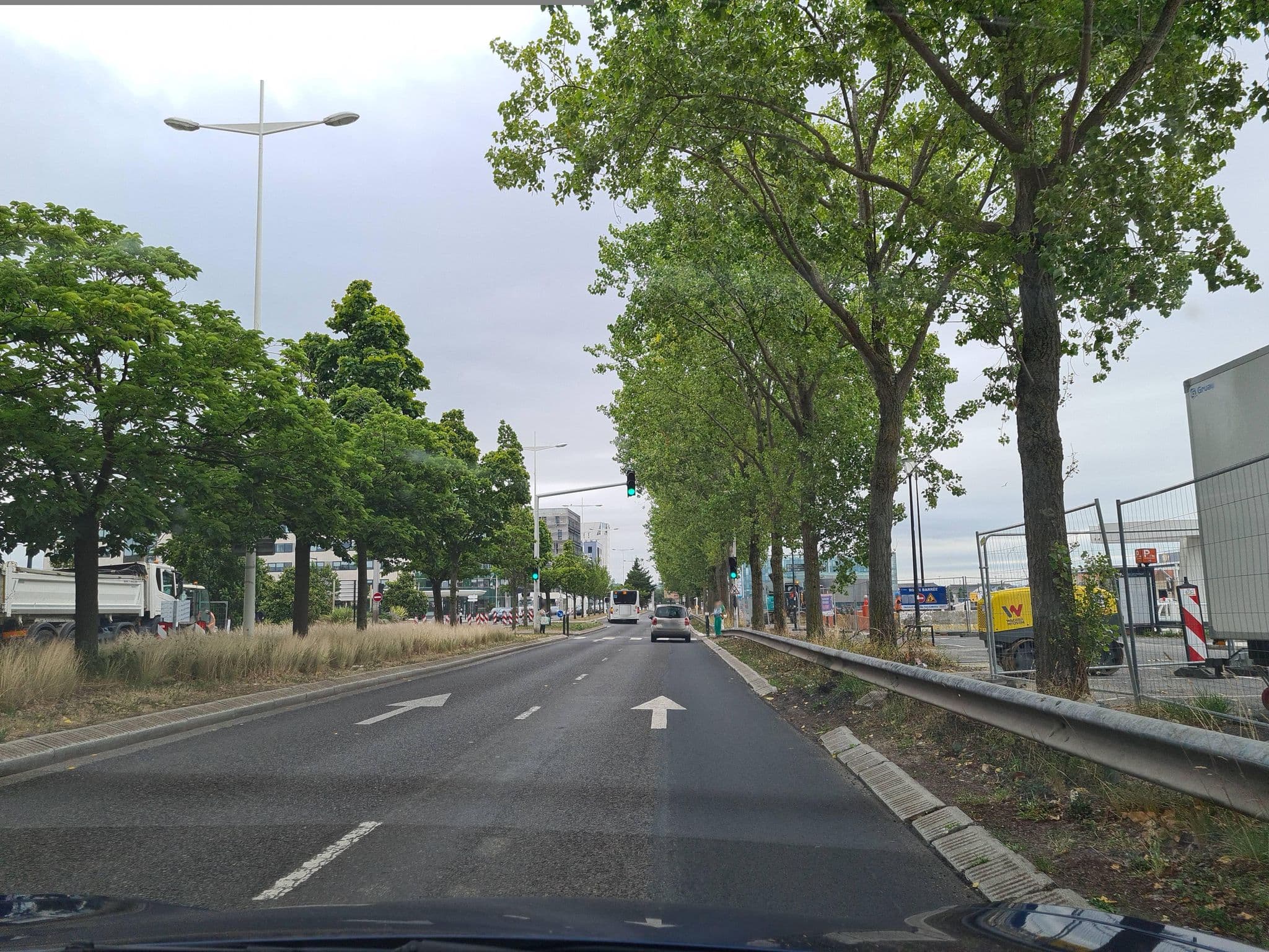Street view near Novotel, Le Havre — © kino (CC BY-SA · Mapillary)