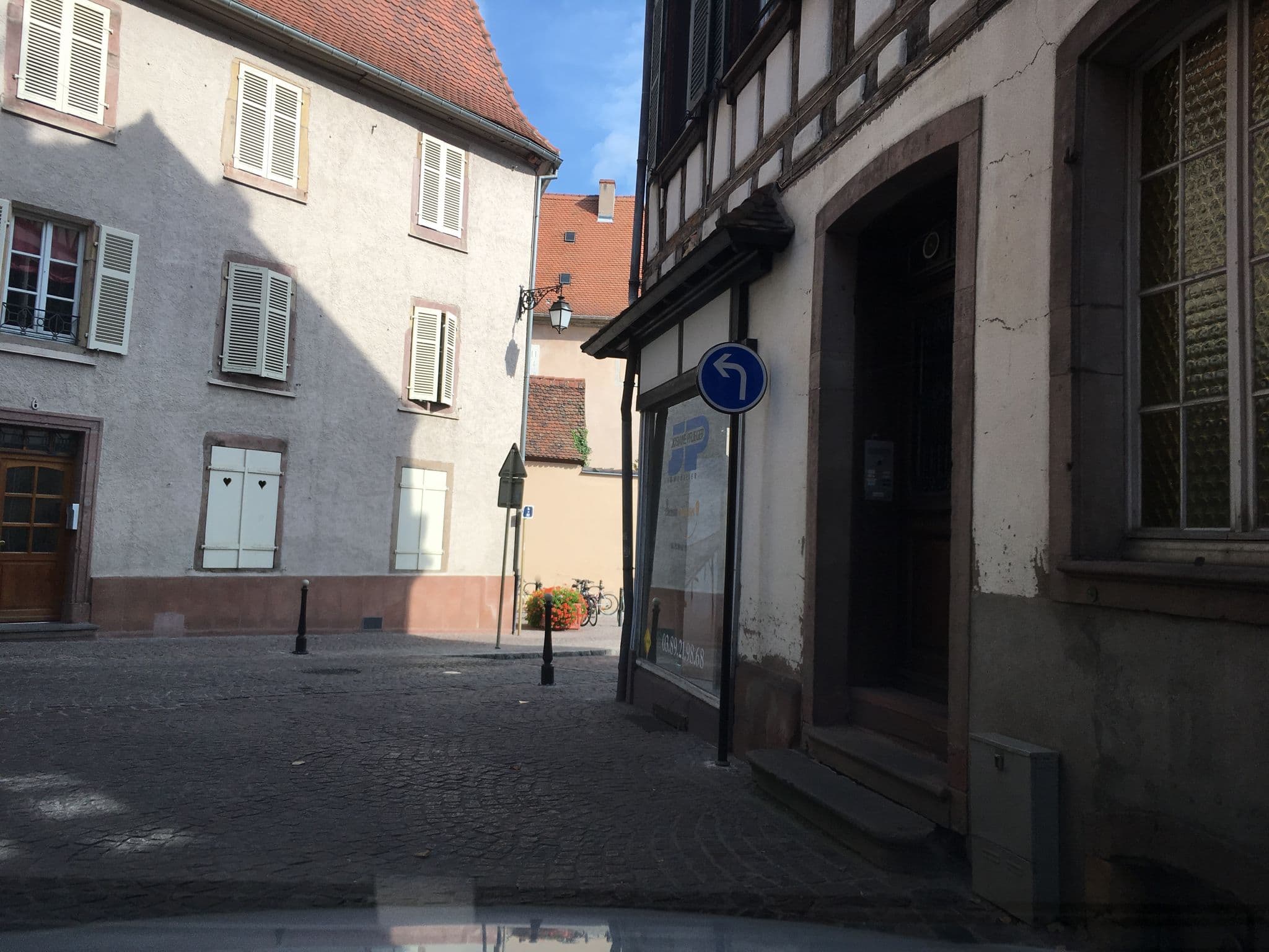 Street view near Au Bonheur des Anges Appartement 2 chambres avec terrasse, Colmar — © mappy_sa (CC BY-SA · Mapillary)