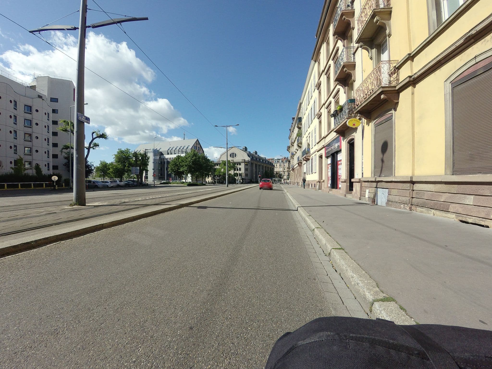Street view near room 340, Strasbourg — © larshelmin (CC BY-SA · Mapillary)