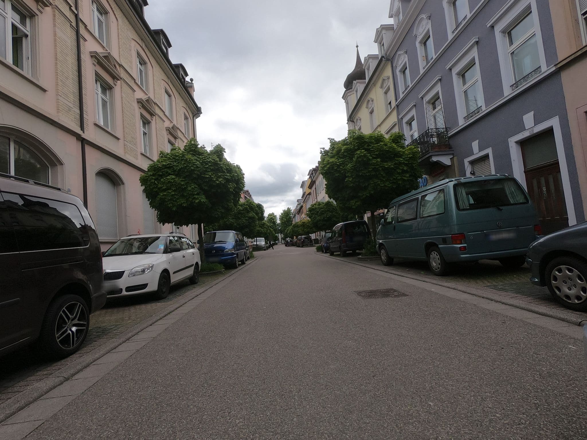 Street view near Wohnheim Albertusburse, Freiburg — © luisziavo (CC BY-SA · Mapillary)