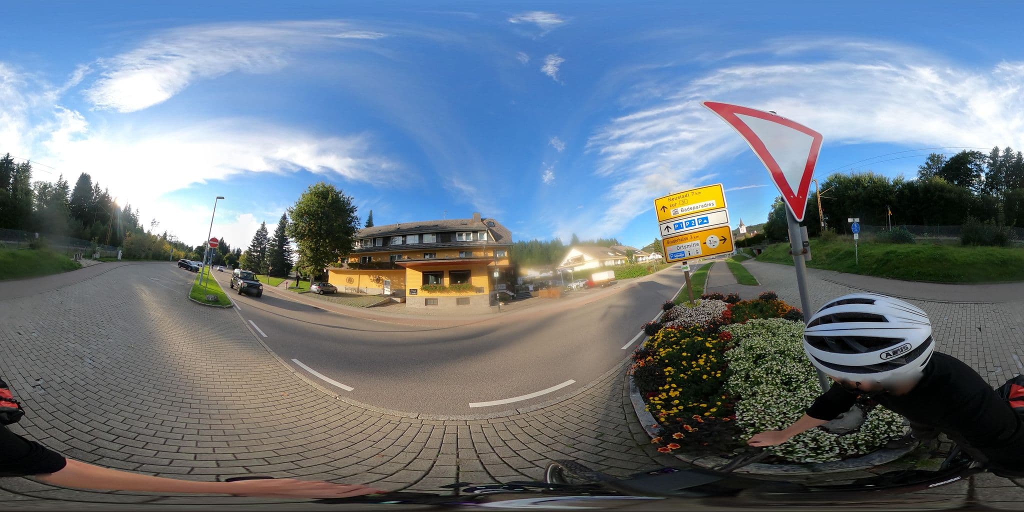Street view near Hotel Rauchfang, Hinterzarten — © RadNETZ (CC BY-SA · Mapillary)