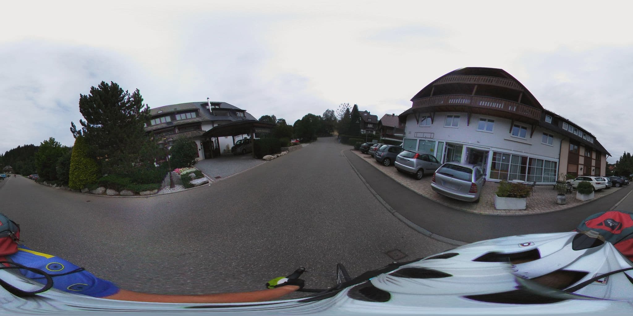 Street view near Hotel Thomahof Robert Thoma GmbH, Hinterzarten — © peewee32 (CC BY-SA · Mapillary)