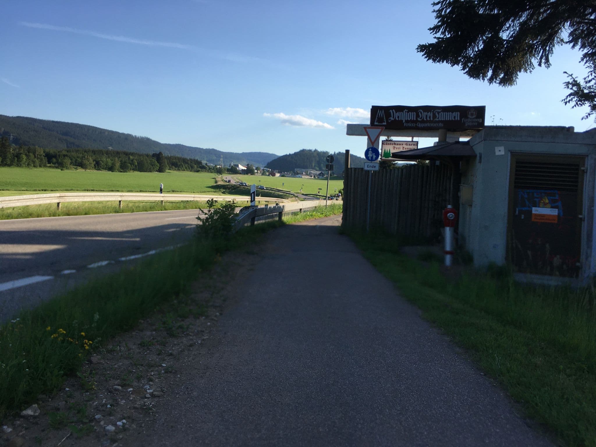 Street view near Haus Drei Tannen Pension, Titisee-Neustadt — © changchun1 (CC BY-SA · Mapillary)