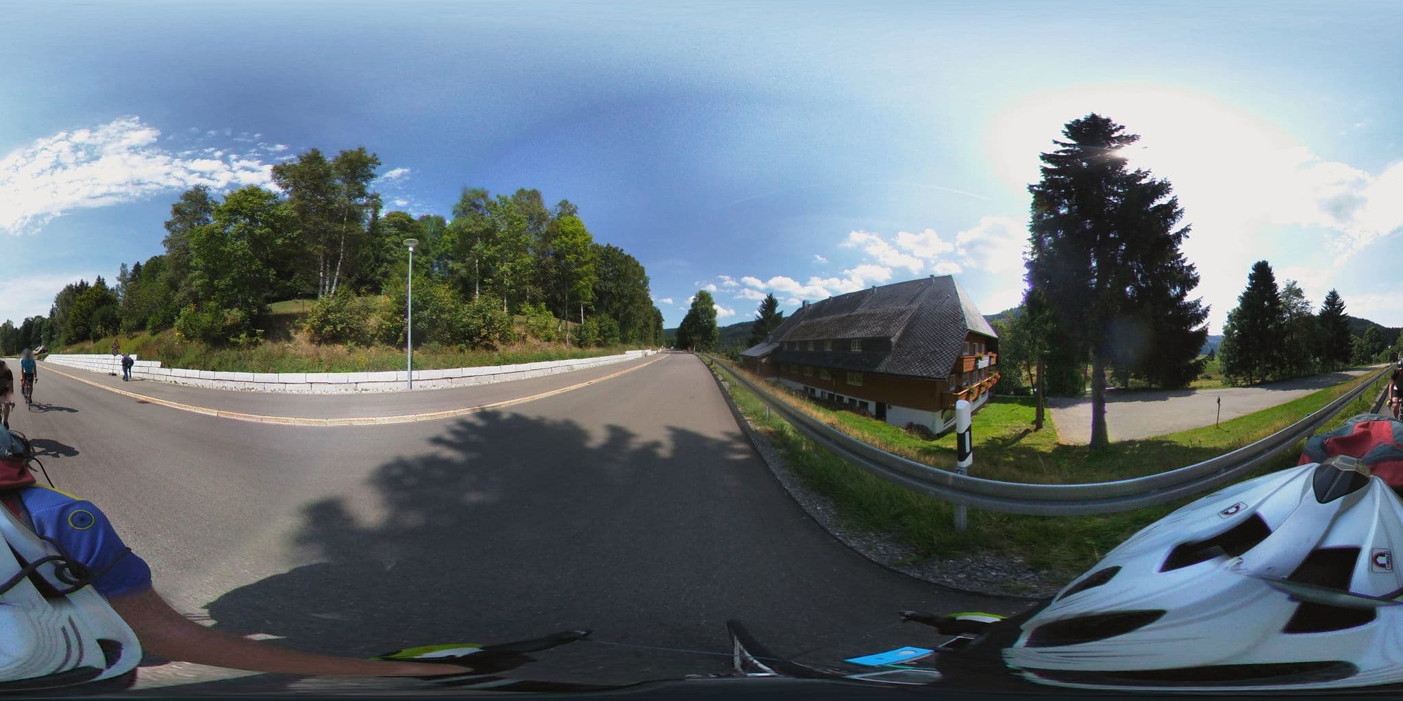Street view near hotel heizmannshof, Hinterzarten — © peewee32 (CC BY-SA · Mapillary)