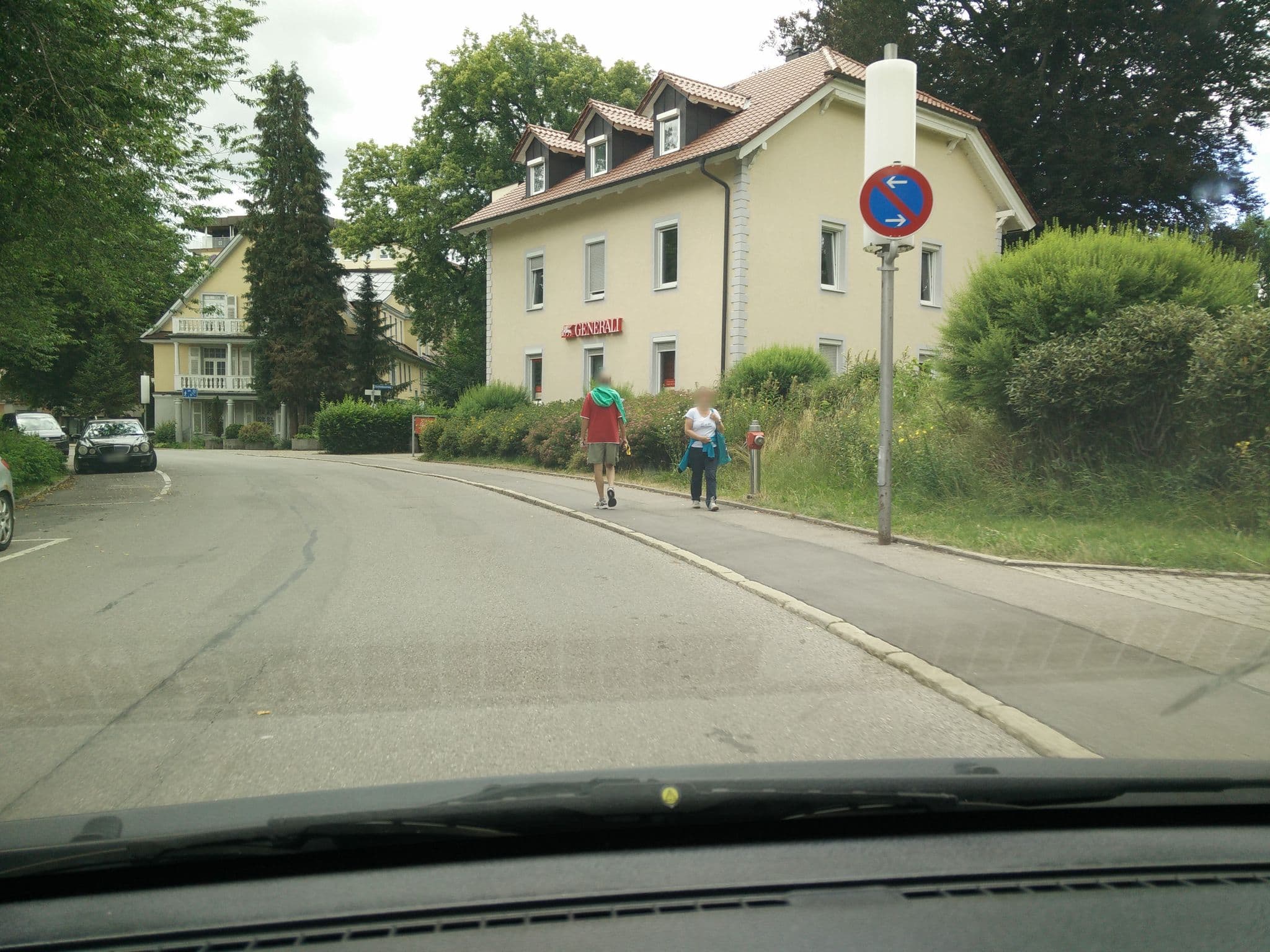 Street view near INVITA Natur Chalets, Bad Dürrheim — © tobim91 (CC BY-SA · Mapillary)