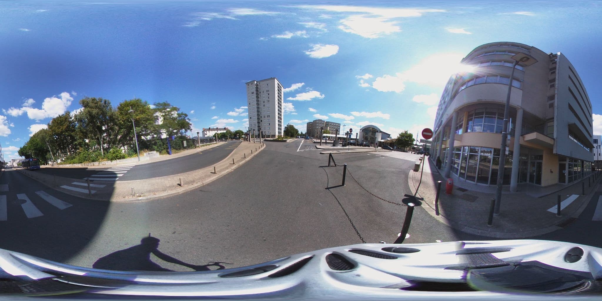 Street view near Hôtel Kyriad, Tours — © dadavidov_fr (CC BY-SA · Mapillary)