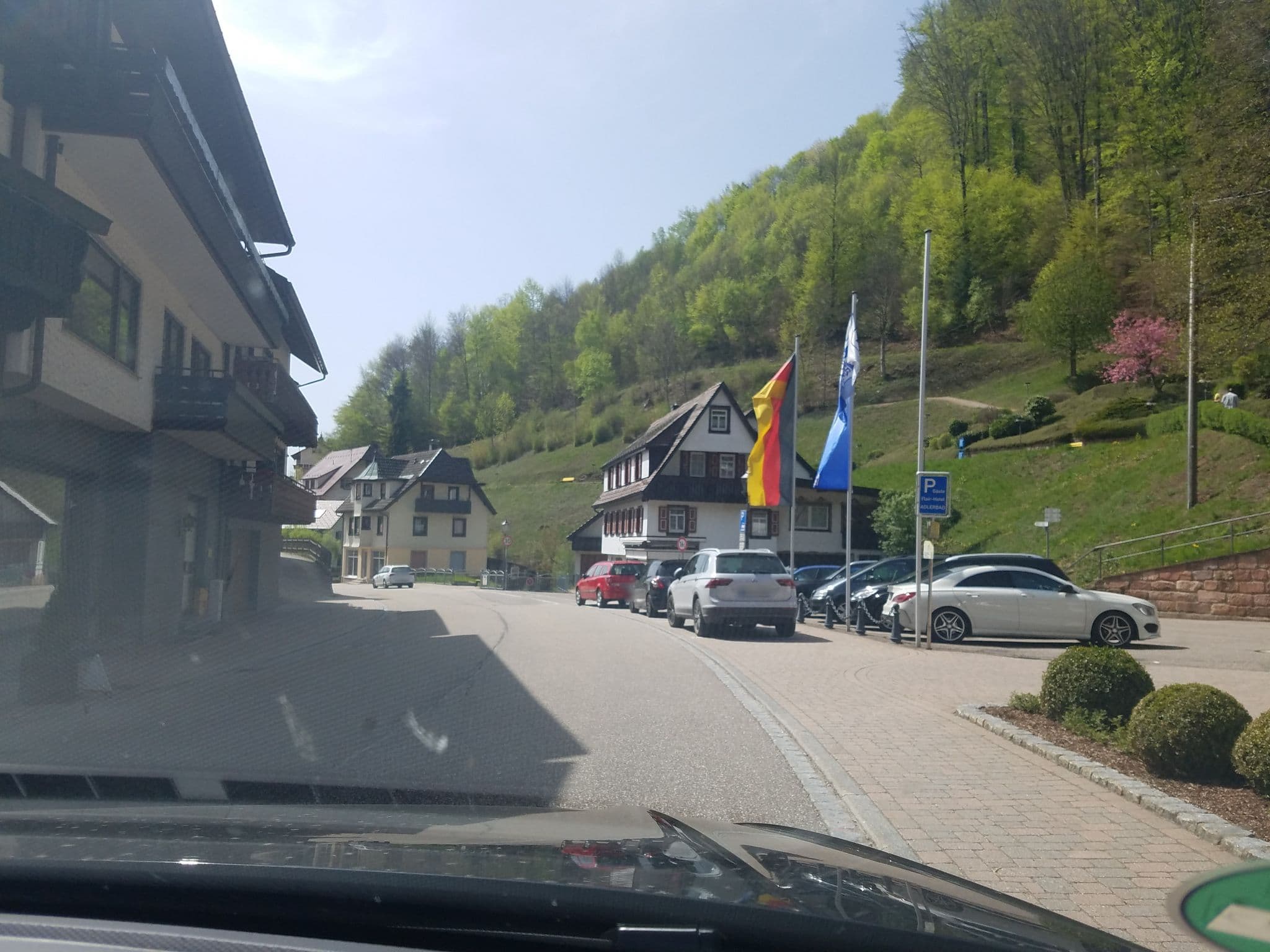 Street view near Adlerbad Zimmermann-Häfner, Bad Peterstal-Griesbach — © karthoo (CC BY-SA · Mapillary)