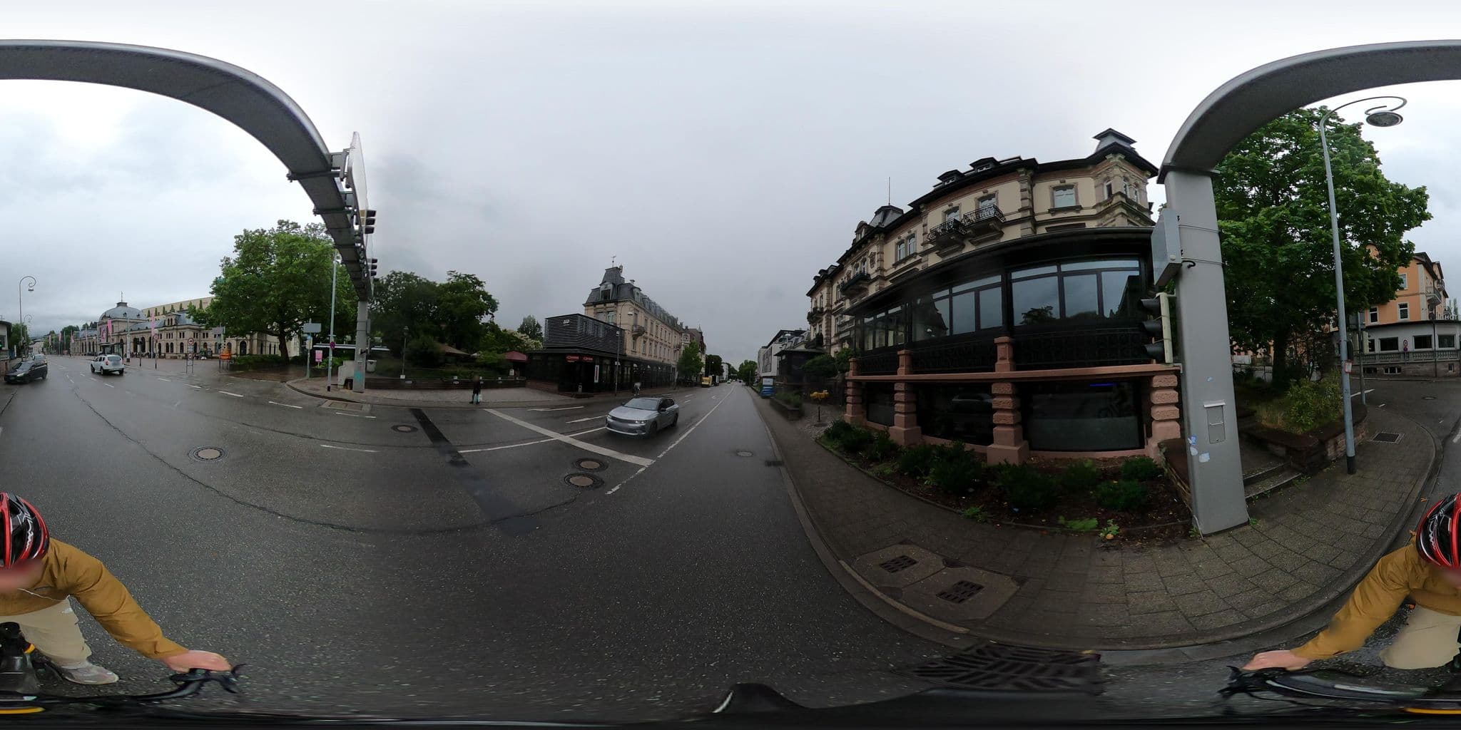 Street view near Hotel Bayrischer Hof, Baden-Baden — © RadNETZ (CC BY-SA · Mapillary)