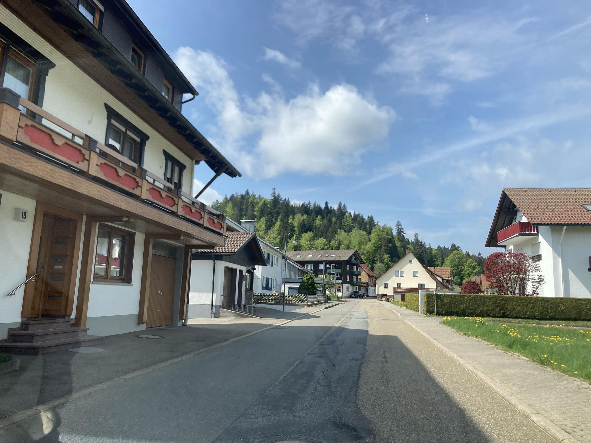 Street view near Dieter Haist, Baiersbronn — © tasmaniadevil (CC BY-SA · Mapillary)