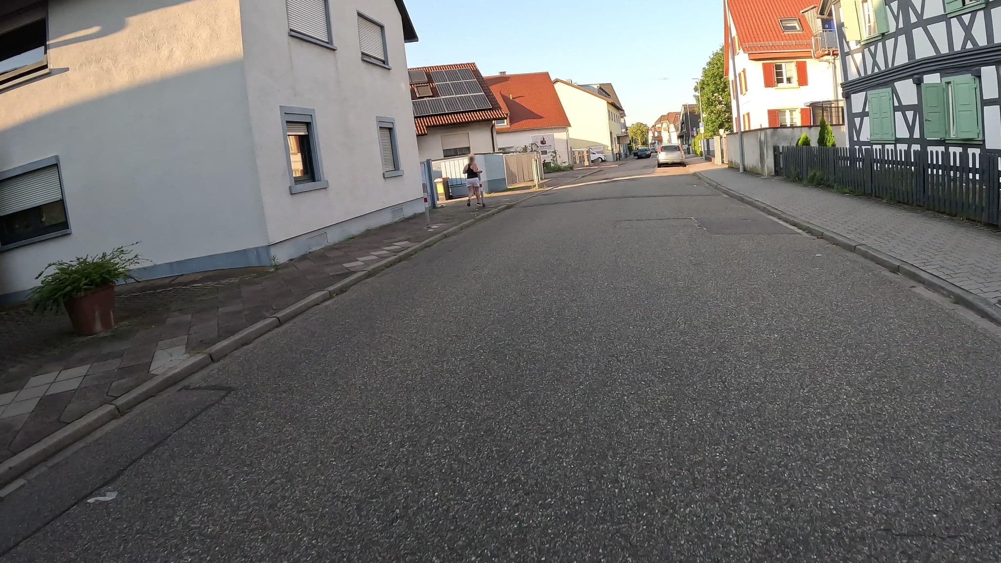 Street view near deinapartmenthaus, Karlsruhe — © marwe (CC BY-SA · Mapillary)