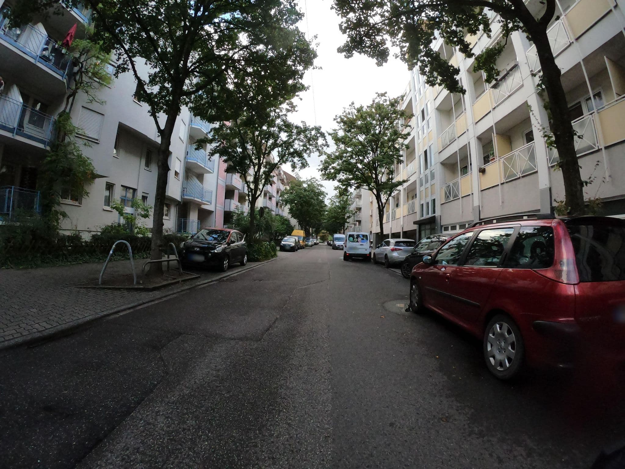 Street view near acora Hotel und Wohnen GmbH & Co. Objekt Karlsruhe, Karlsruhe — © blue-cyclist (CC BY-SA · Mapillary)