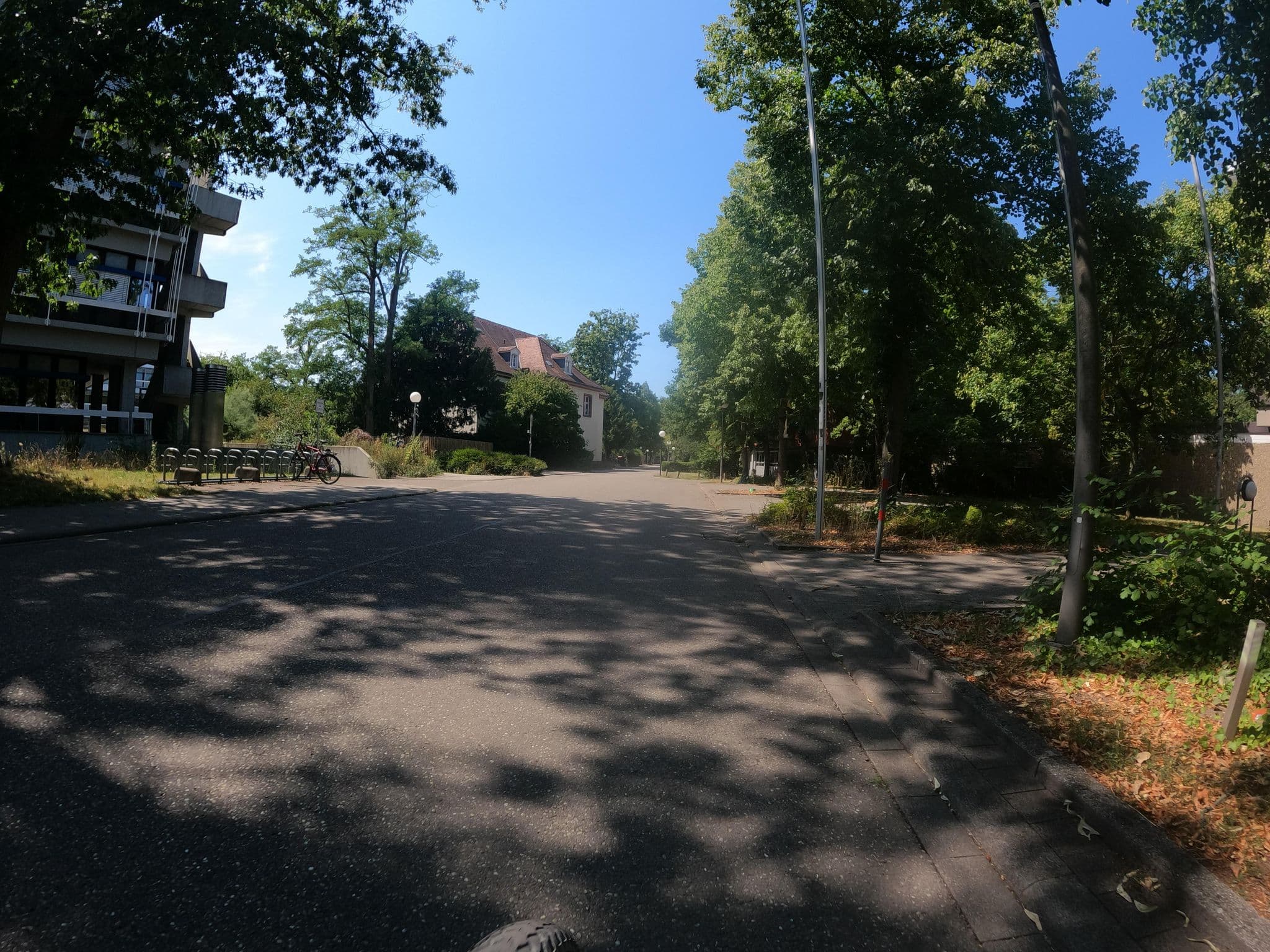 Street view near KIT Gastdozentenhaus „Heinrich Hertz“, Karlsruhe — © mathe-hilde (CC BY-SA · Mapillary)