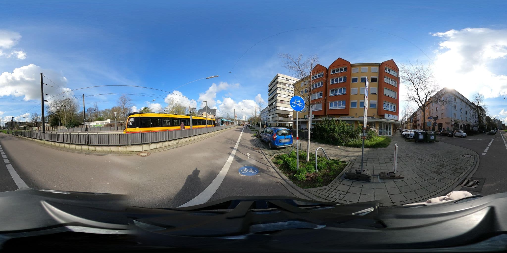 Street view near Pension am Zoo, Karlsruhe — © artemis (CC BY-SA · Mapillary)