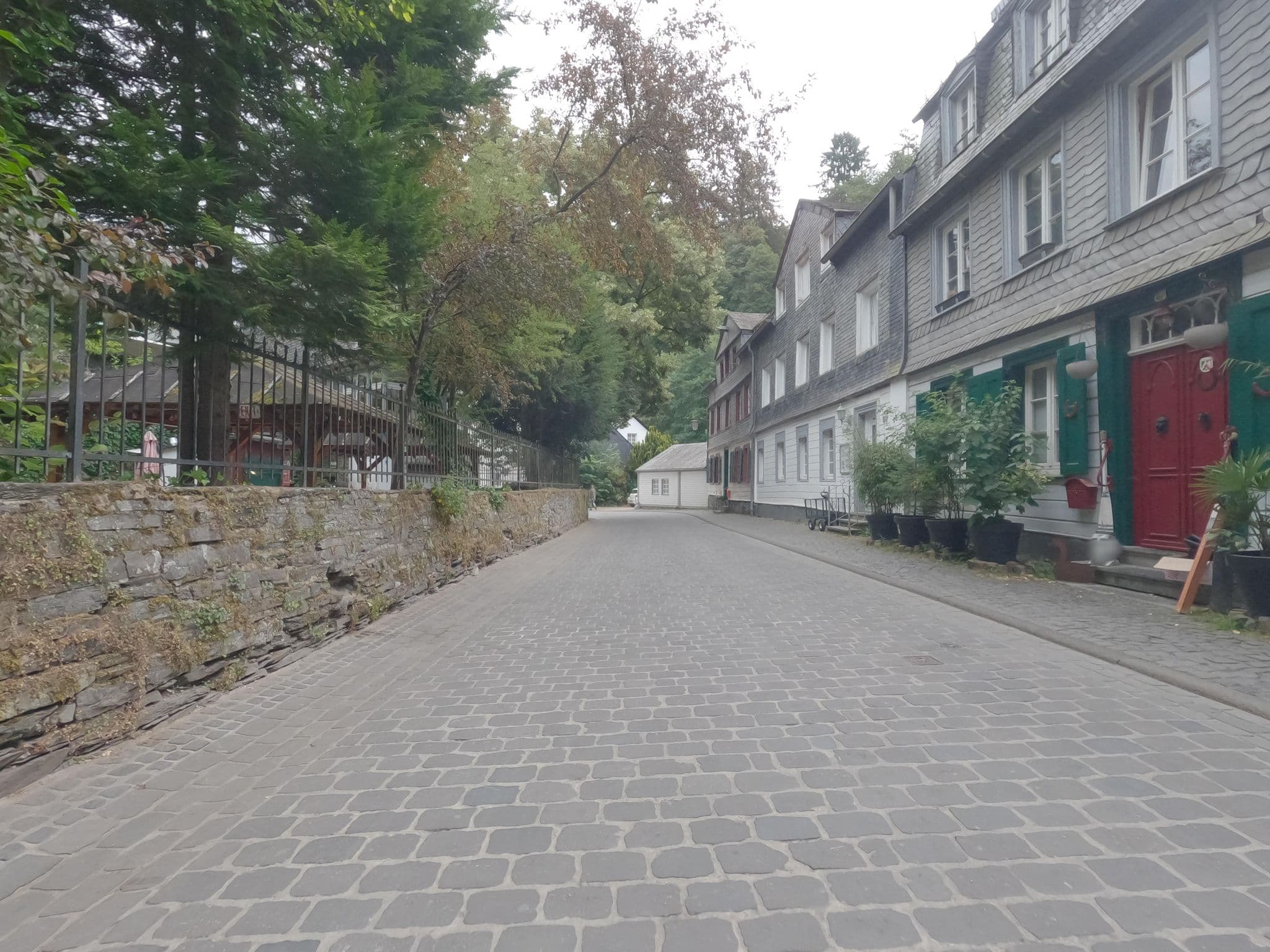 Street view near bleibe, Monschau — © hektor1989 (CC BY-SA · Mapillary)