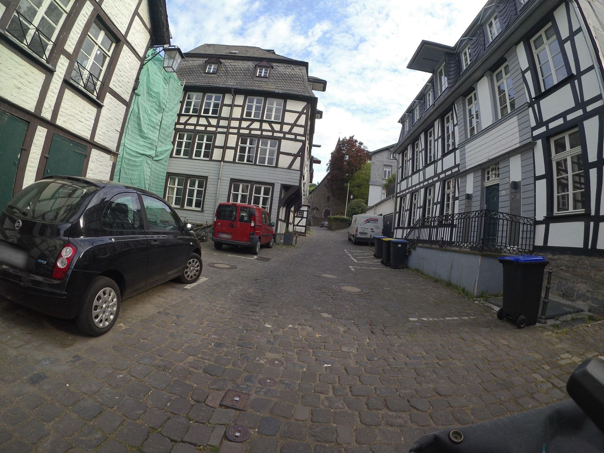Street view near Ferienhaus Monschauer Perle, Monschau — © marczoutendijk (CC BY-SA · Mapillary)