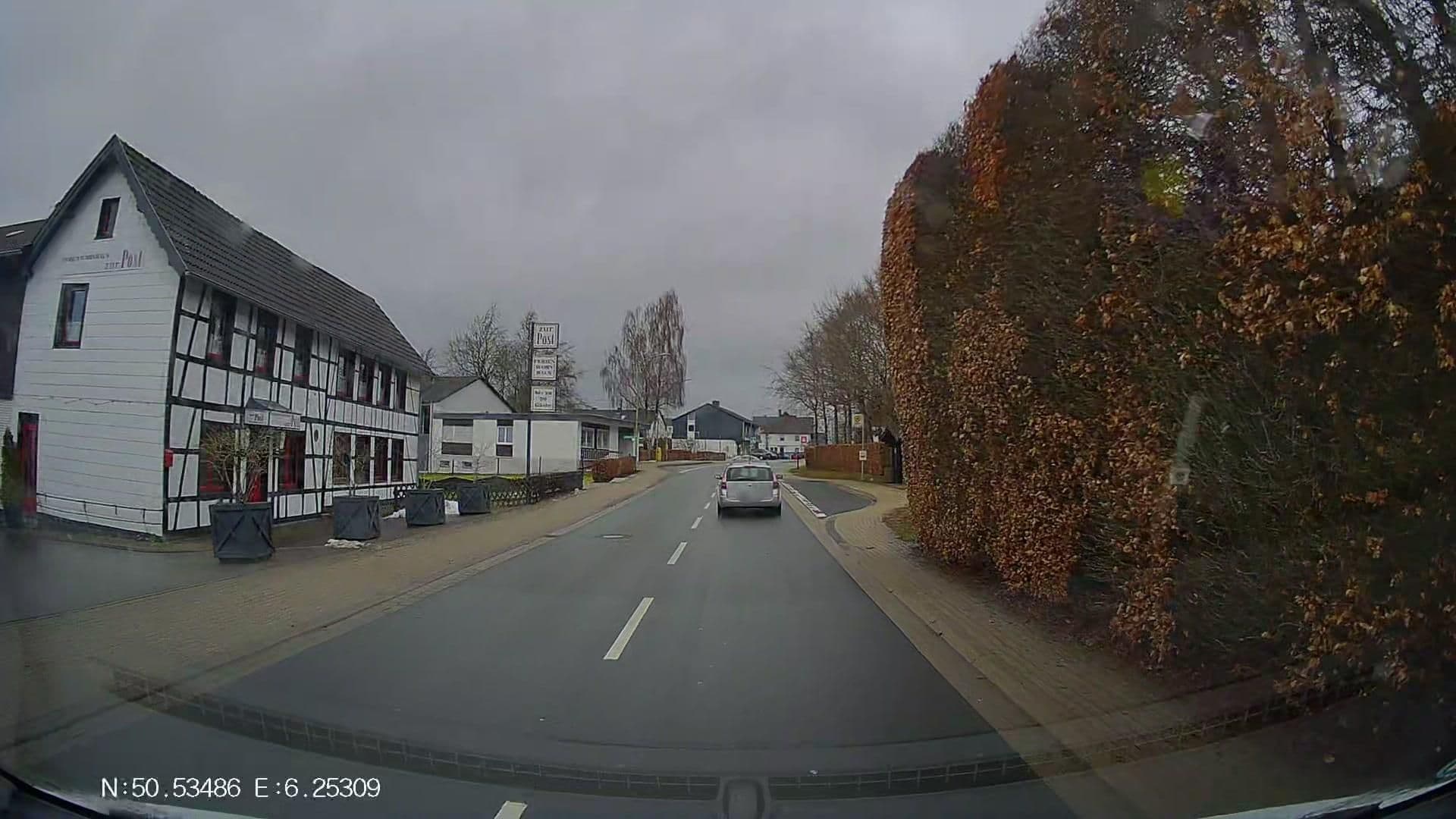 Street view near Zimmer 10, Monschau — © Hightower- (CC BY-SA · Mapillary)