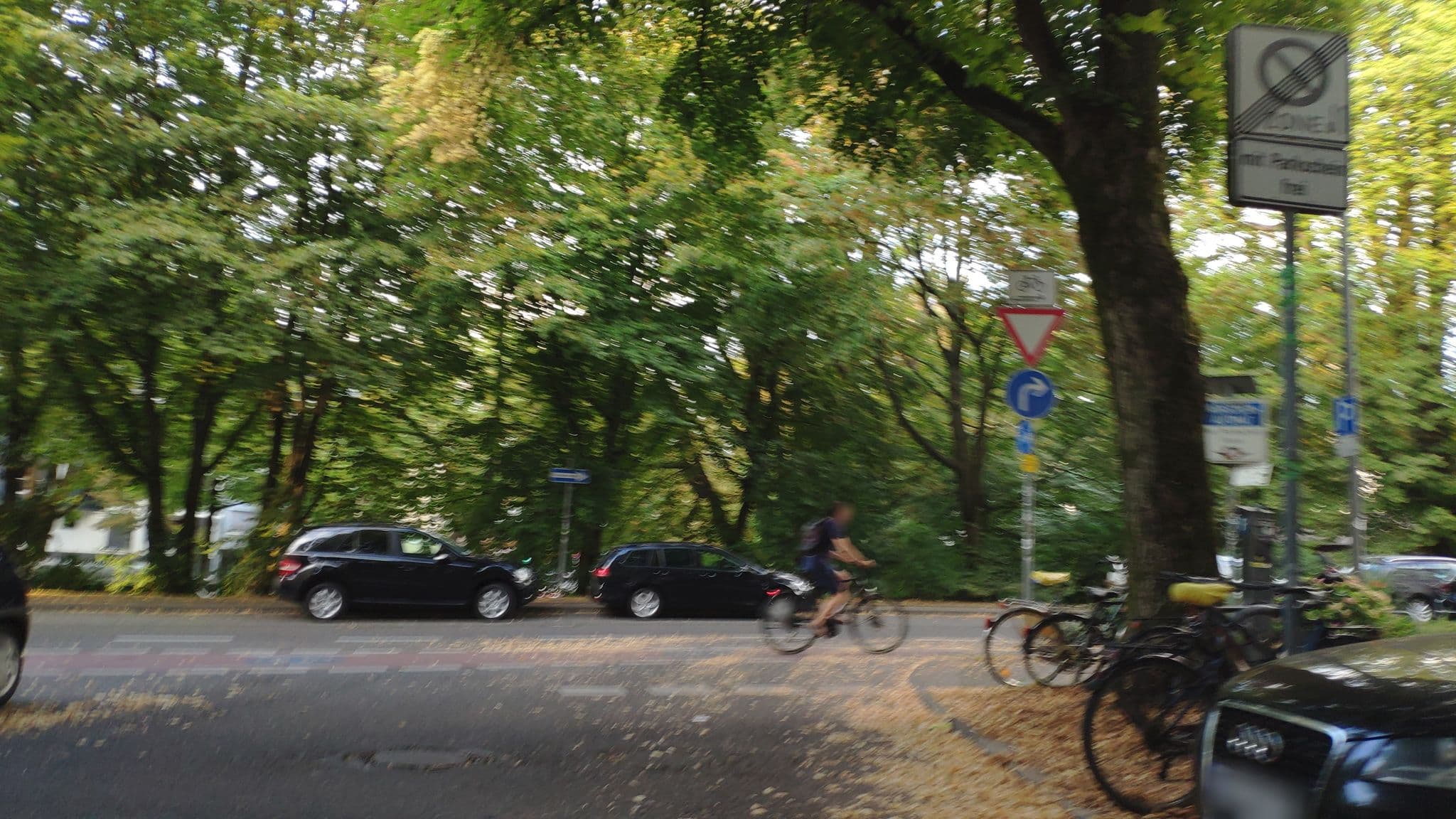 Street view near Gästehaus Beckers, Aachen — © eifeljupp (CC BY-SA · Mapillary)
