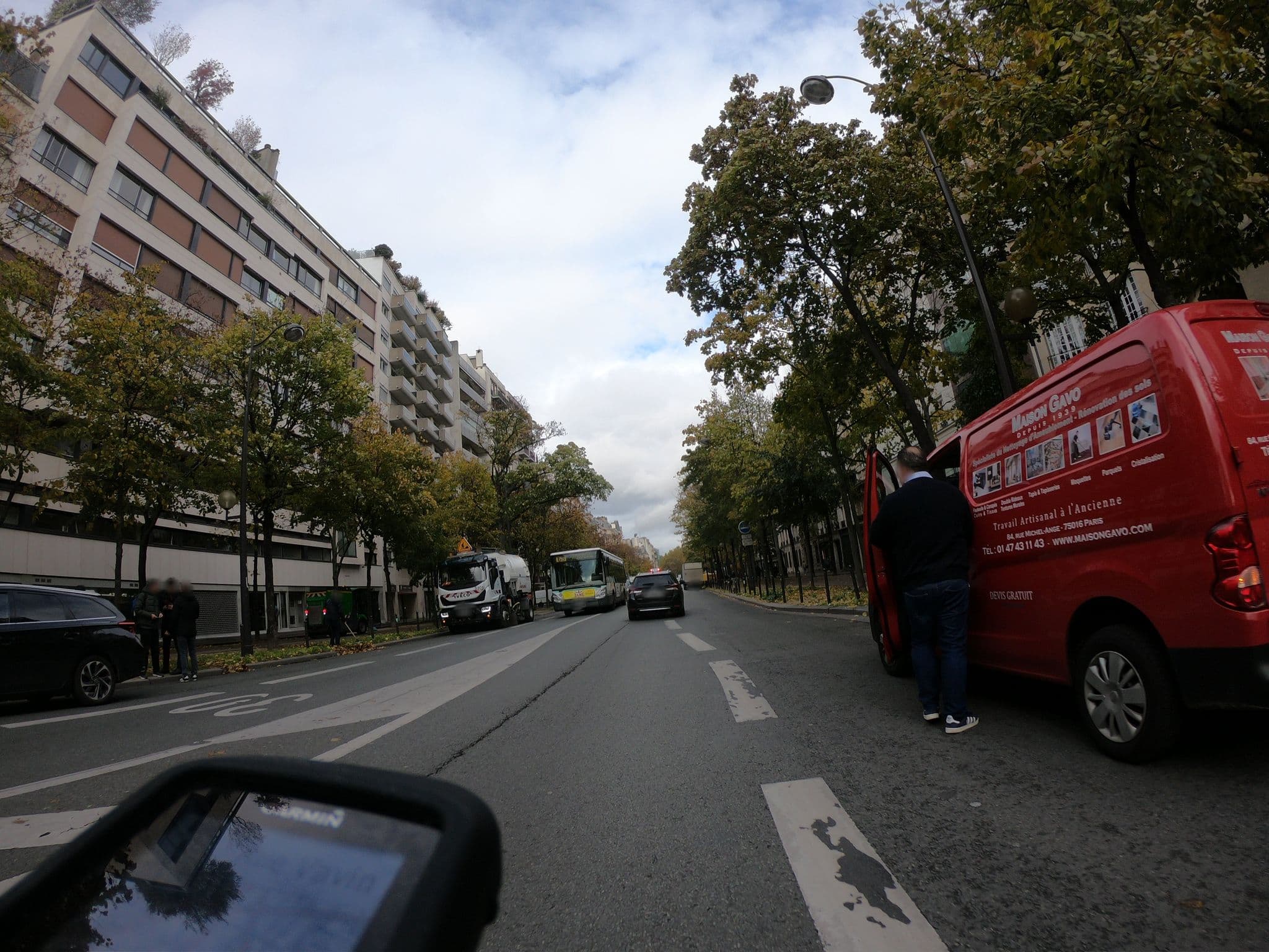 Street view near Hôtel Léopold, Paris 14 Observatoire — © htonchia (CC BY-SA · Mapillary)