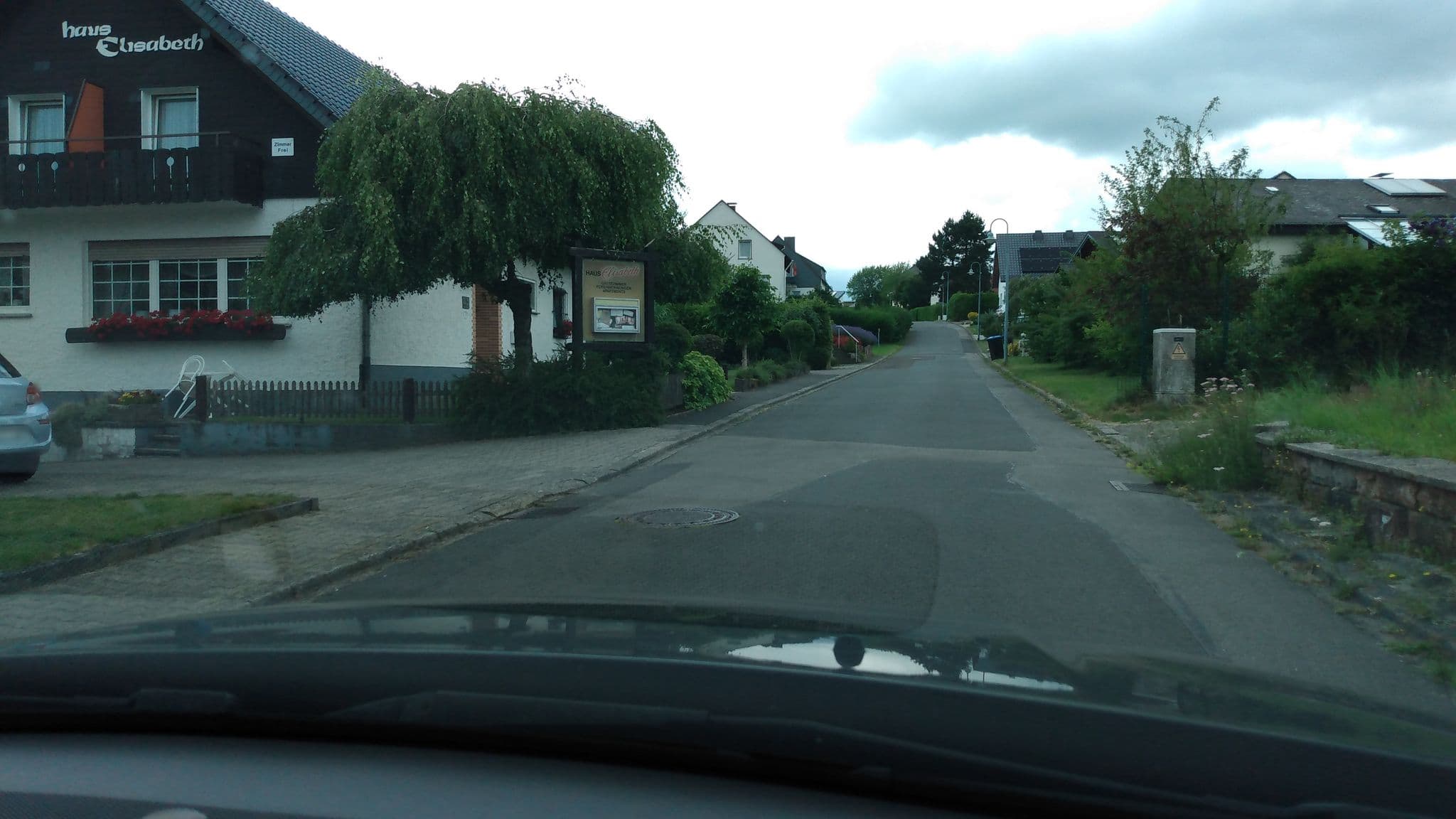 Street view near Ibig Gundhild Pension, Manderscheid — © rb61 (CC BY-SA · Mapillary)