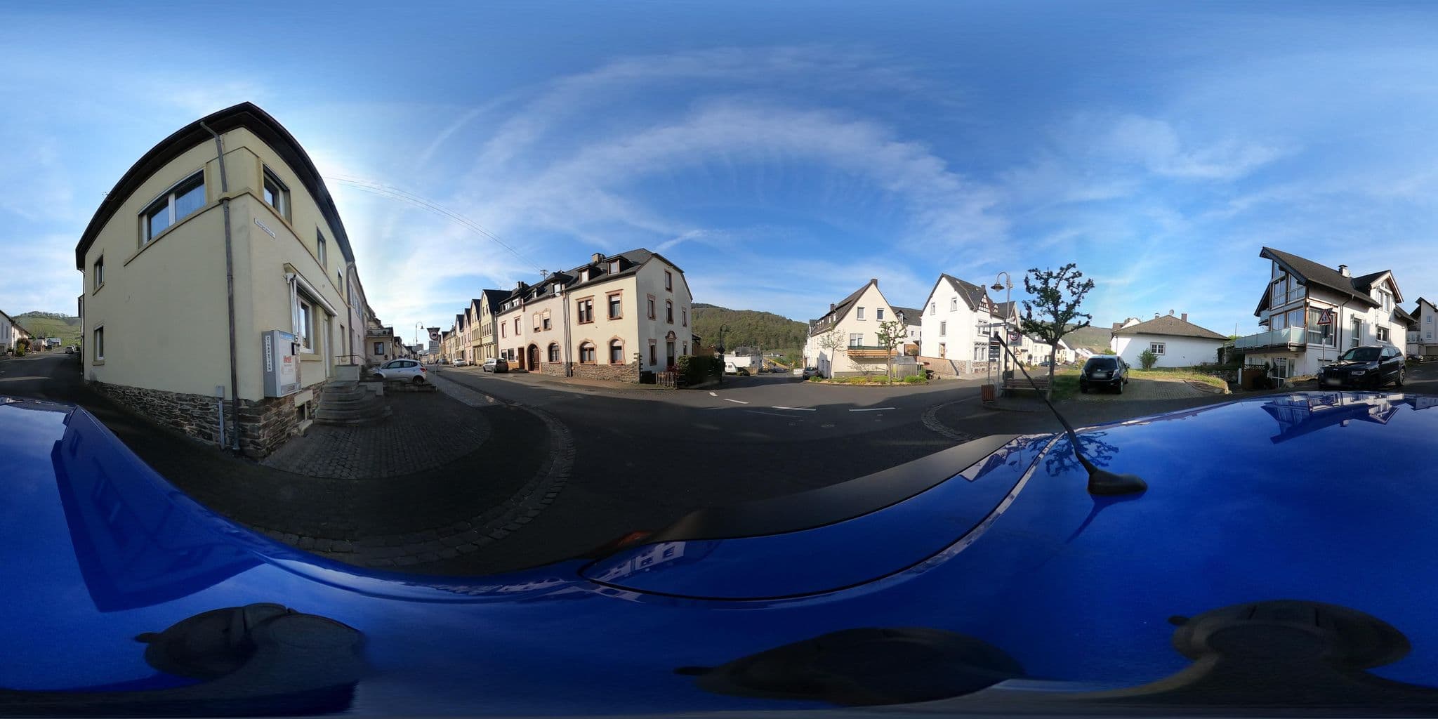 Street view near Georgs Ferienhaus, Zeltingen-Rachtig — © Mobilitaetswerk (CC BY-SA · Mapillary)
