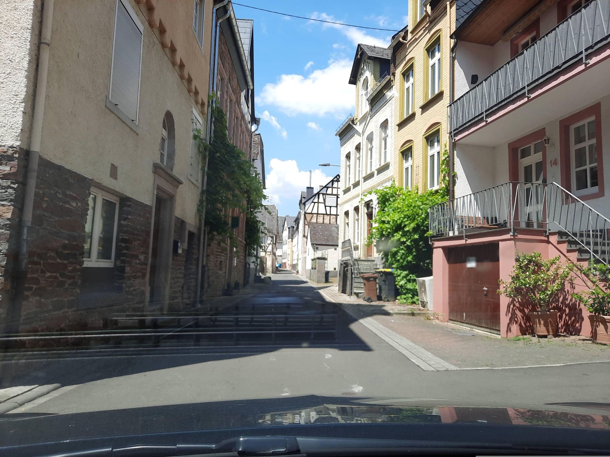 Street view near Gasthaus Old Bakery, Bullay — © Lowiekse (CC BY-SA · Mapillary)