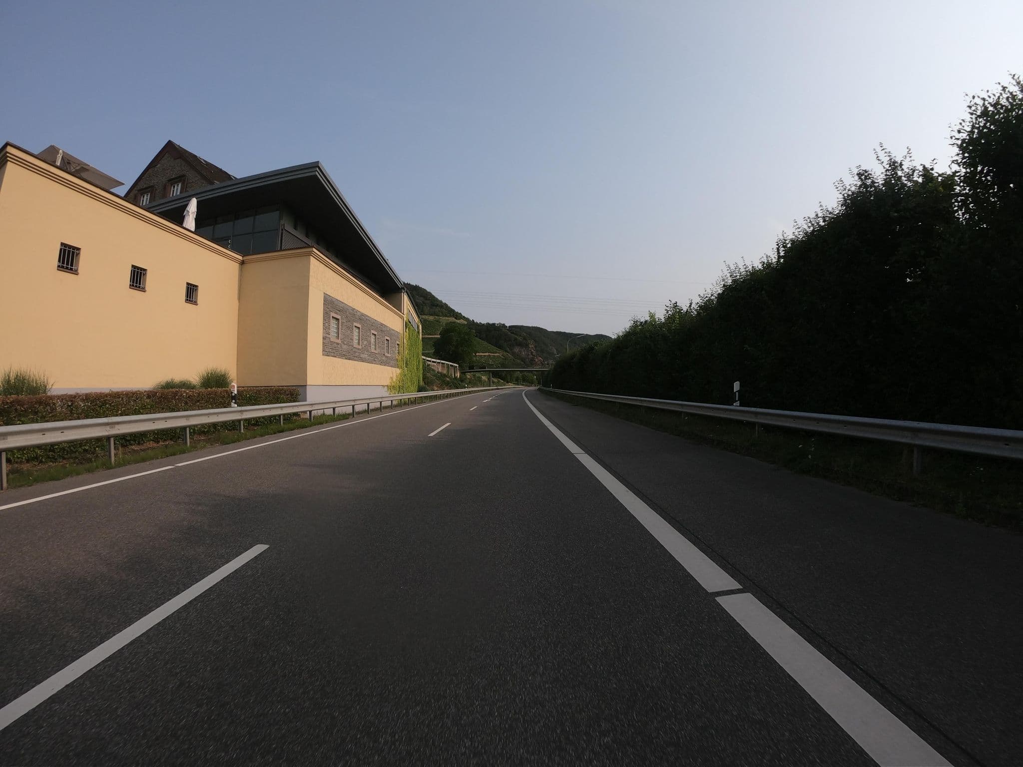 Street view near Weingutshotel St. Michael | Zimmer 20, Piesport — © joostjakob (CC BY-SA · Mapillary)