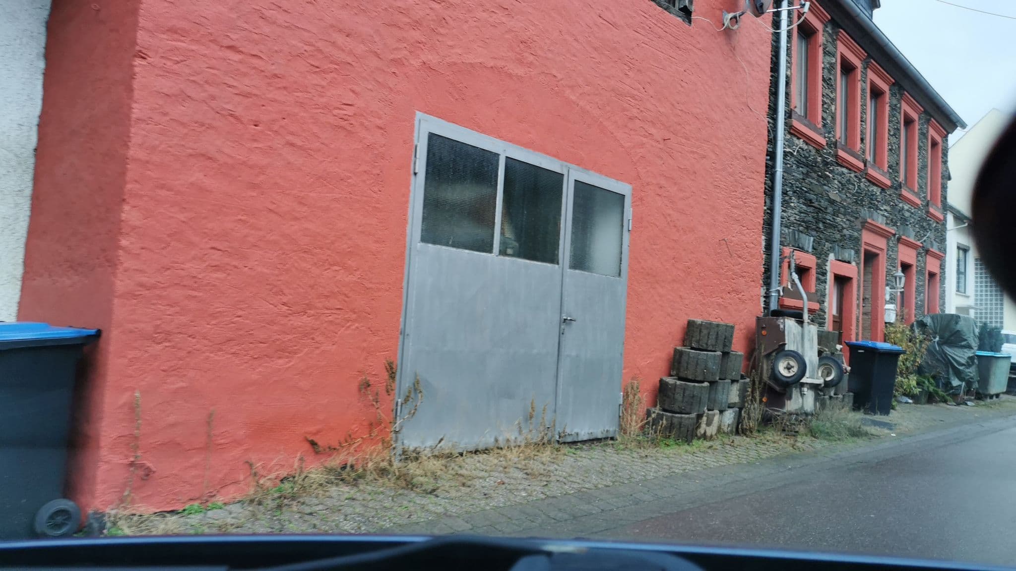 Street view near Weingut - Gästehaus Inh. Familie Ertz, Piesport — © ma_rt_in (CC BY-SA · Mapillary)